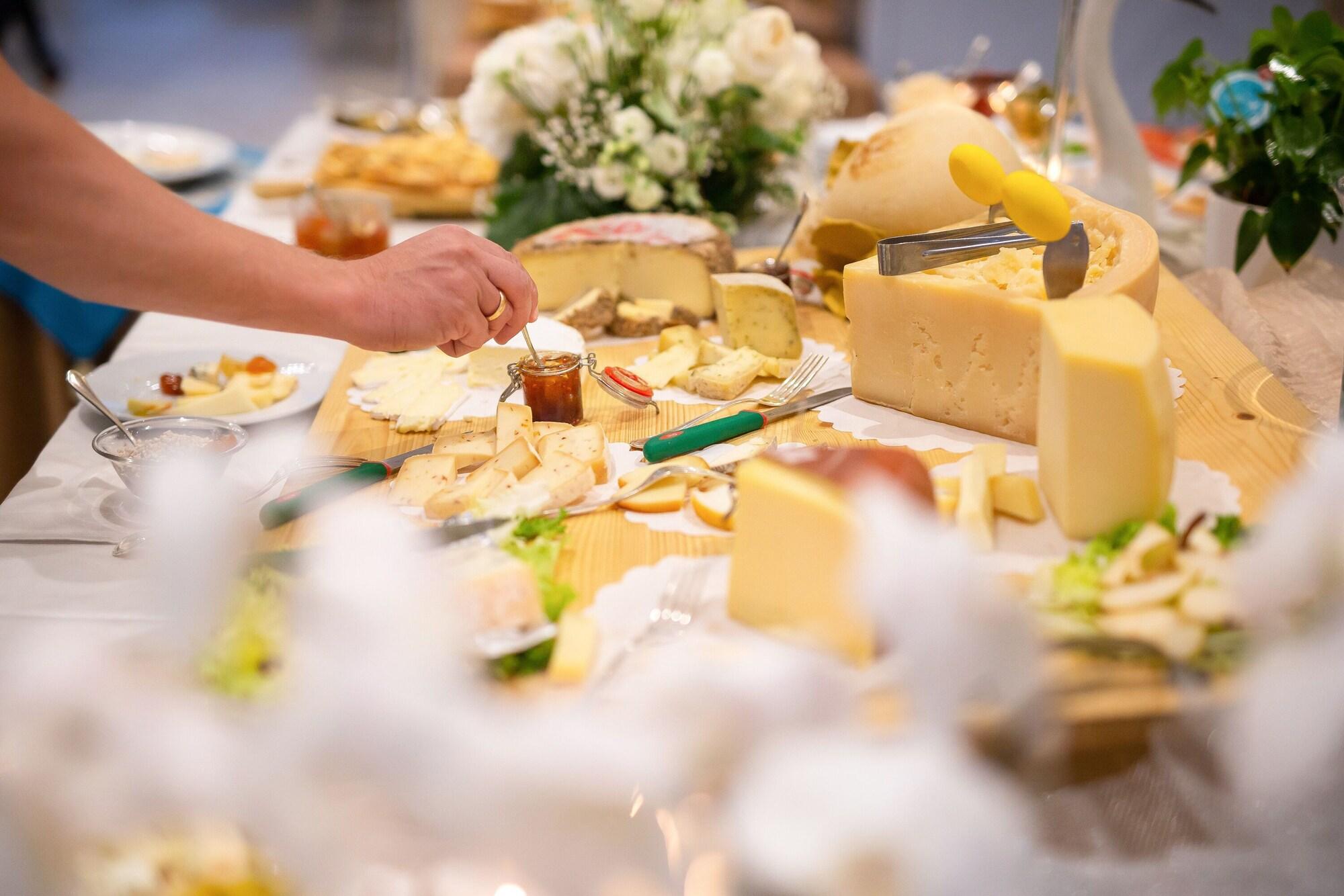Aqa Palace