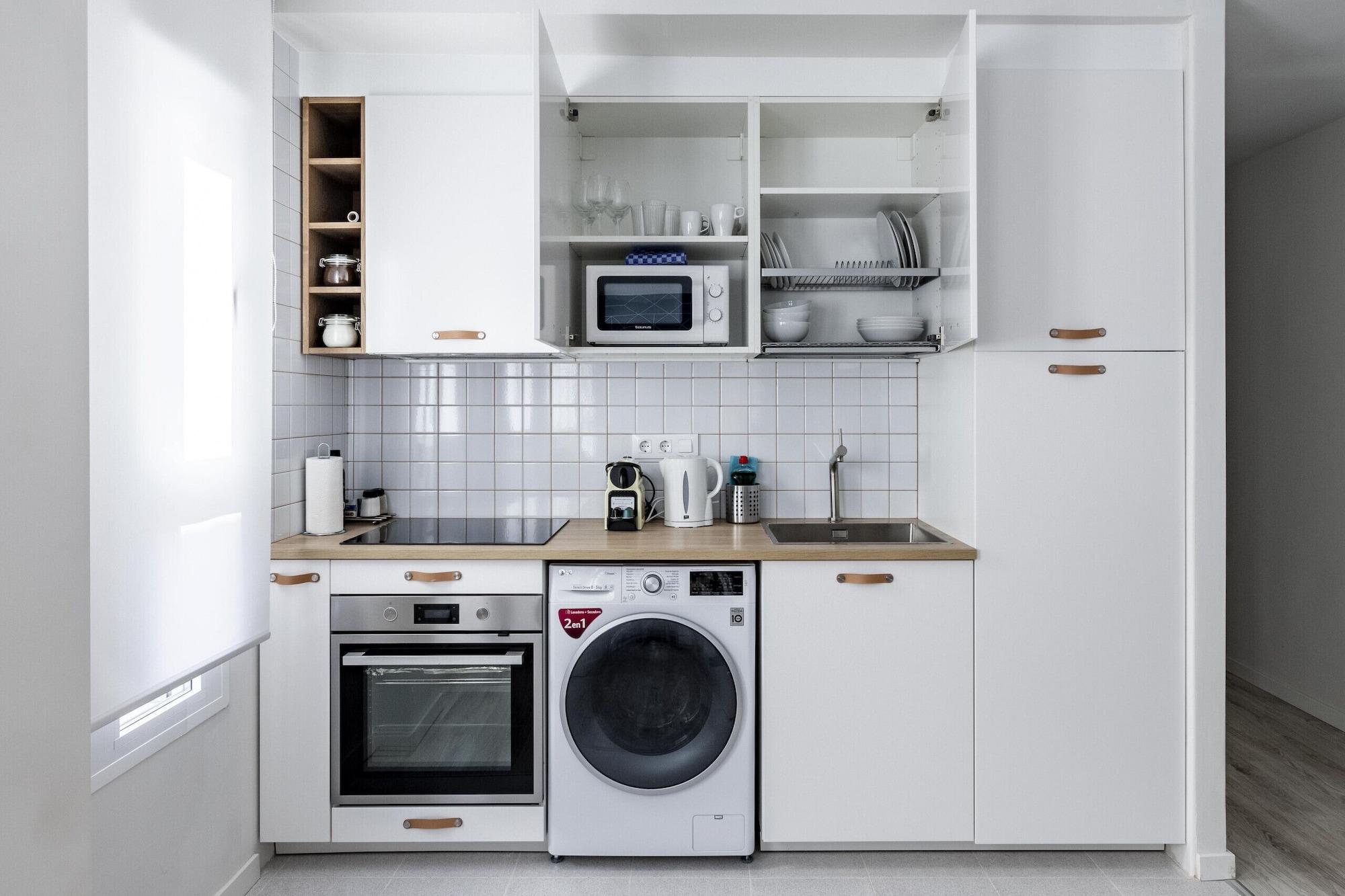 Mad Apartments By Olala Homes