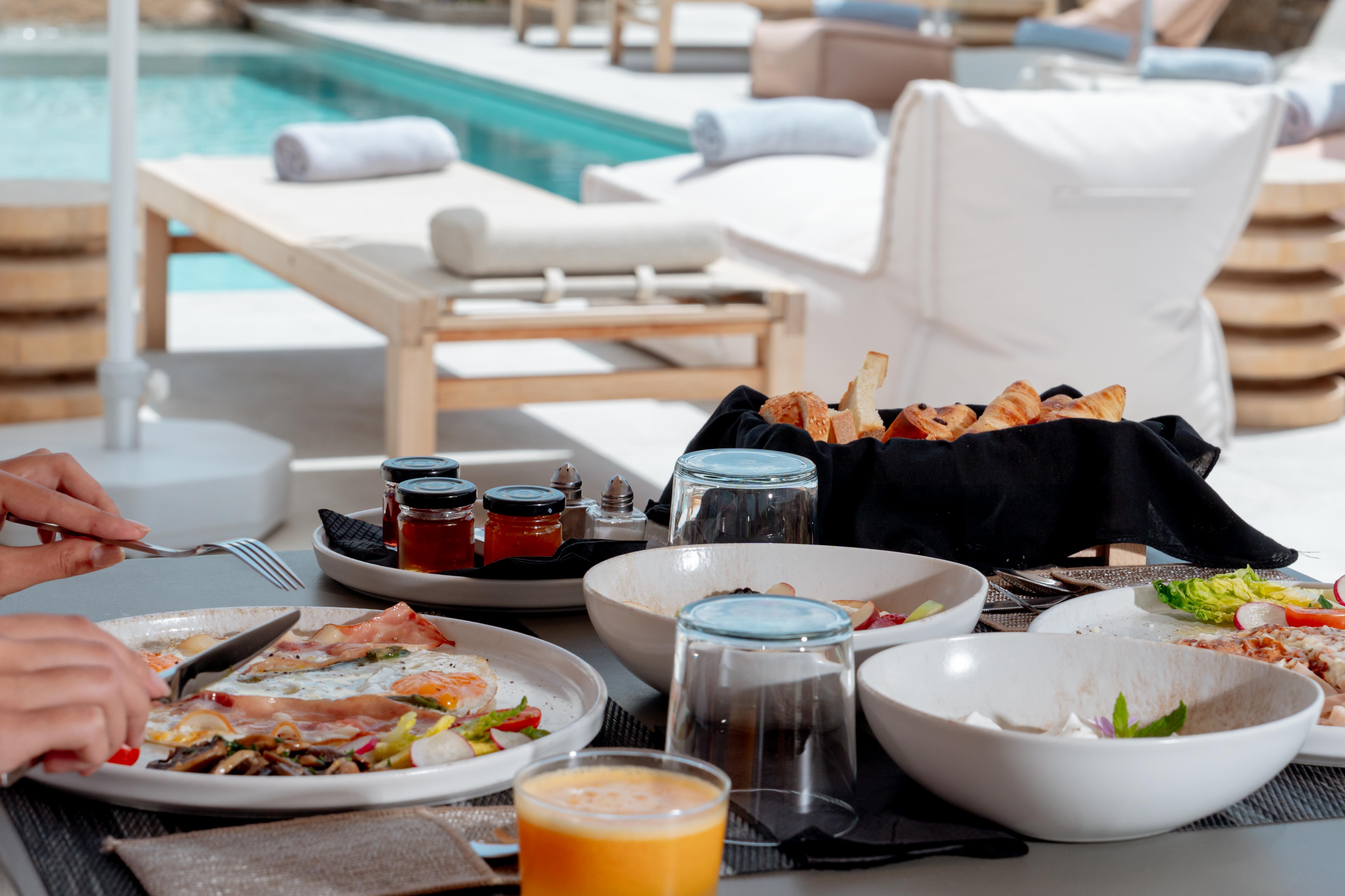 Oliving Mykonos Suites
