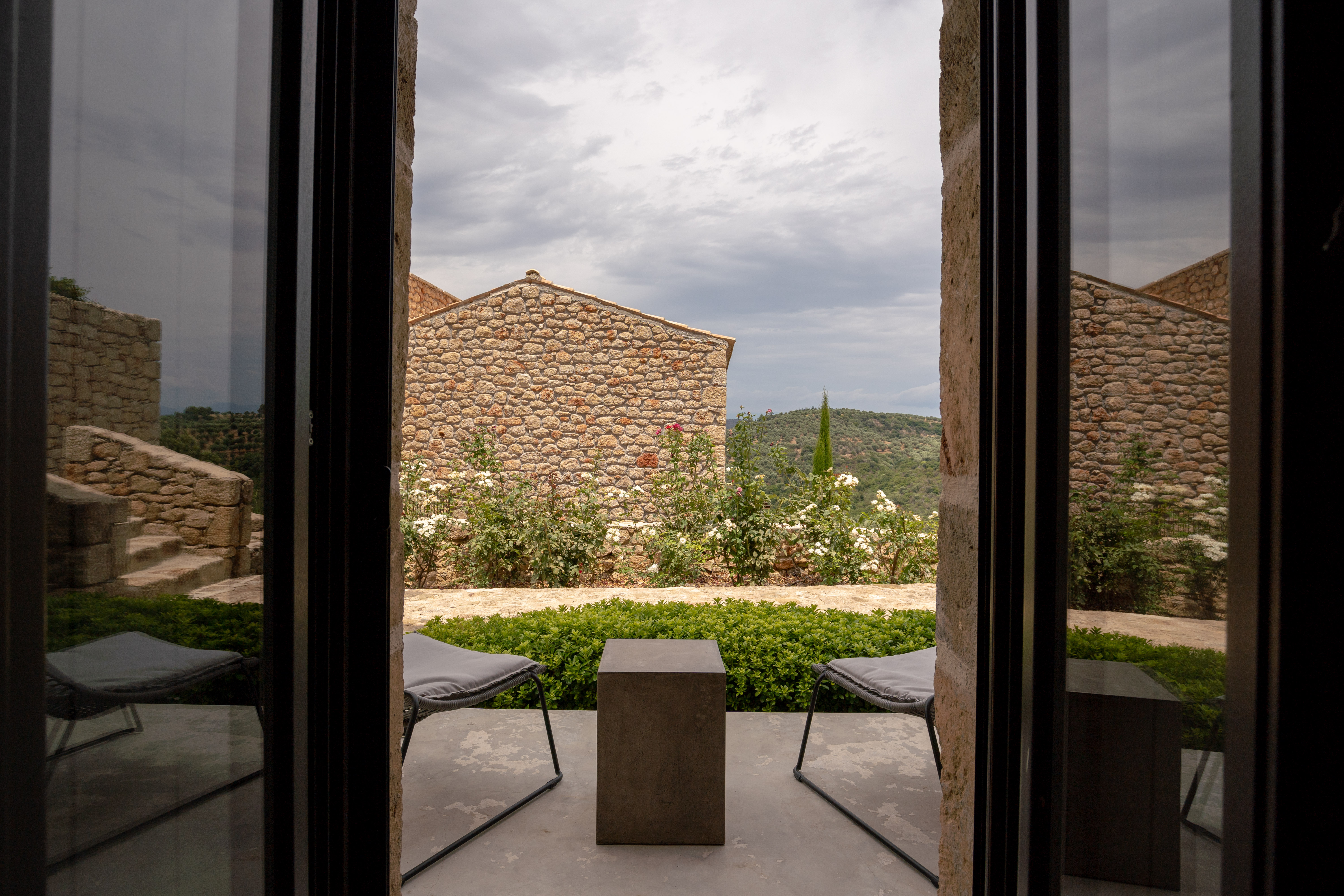 Alistos Hotel