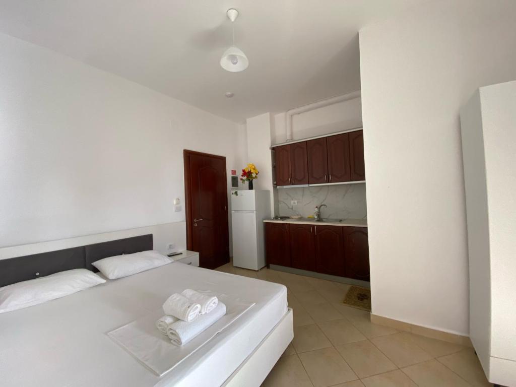 Black Pearl Hotel