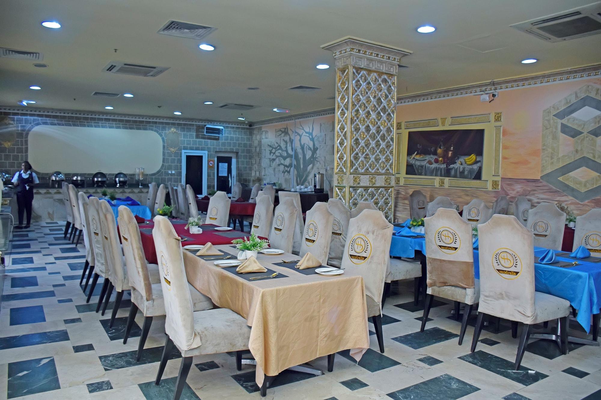 Sandralia Hotel