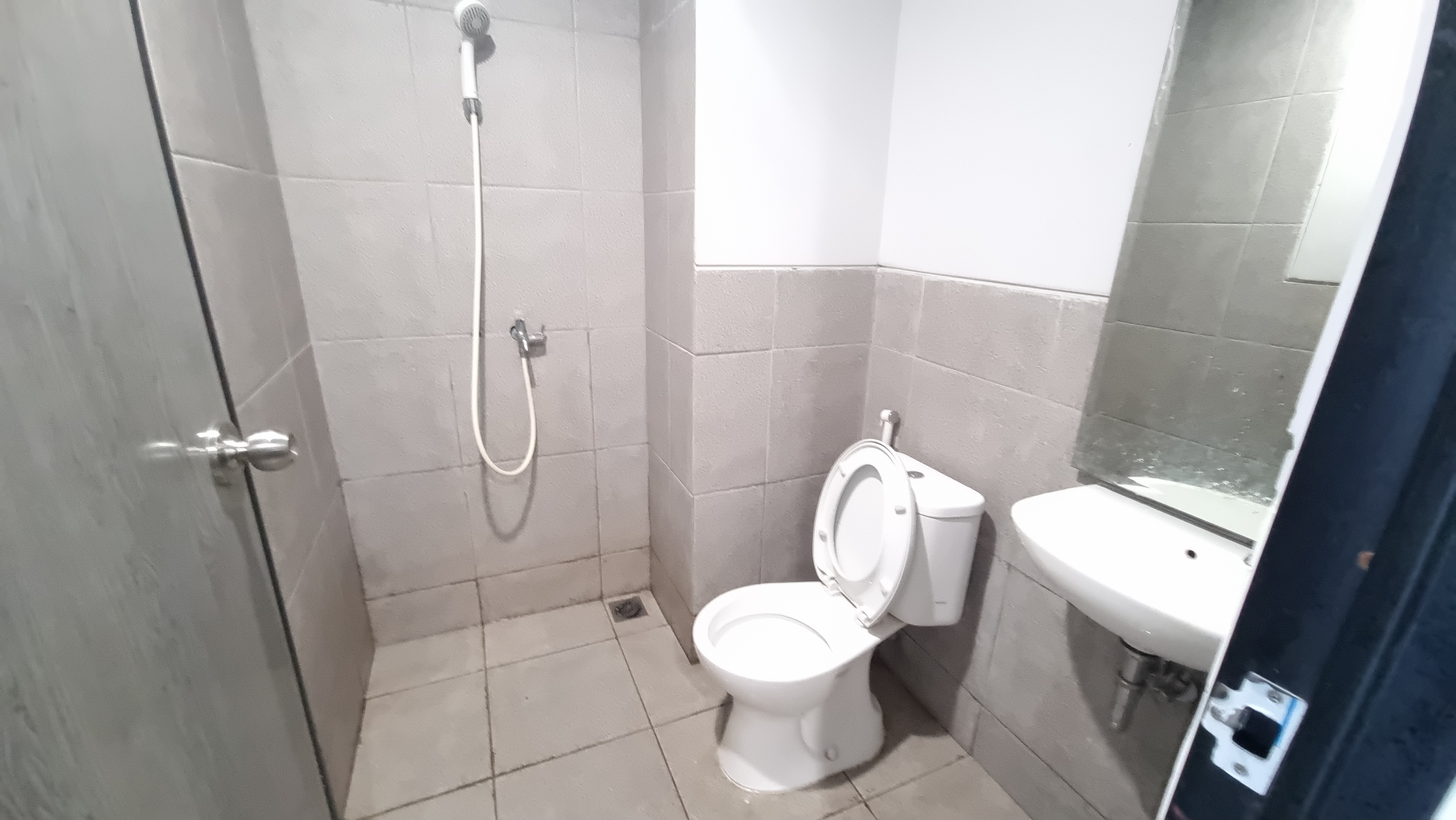 Hotel O cikarang Serviced apartment at Riverdale