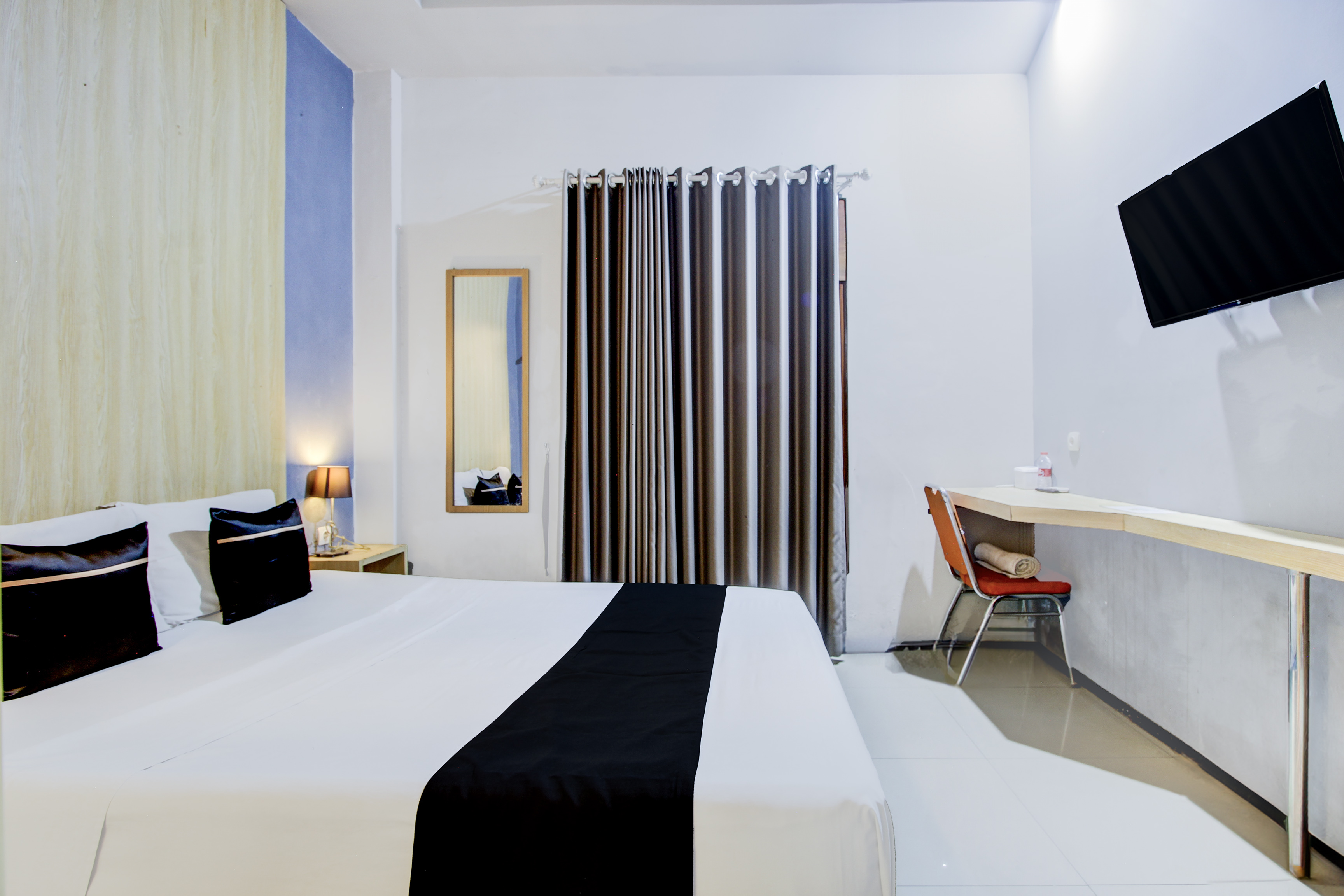 Bedroom 5, Hotel O Tegal Near Near Pacific Mall Tegal, Tegal