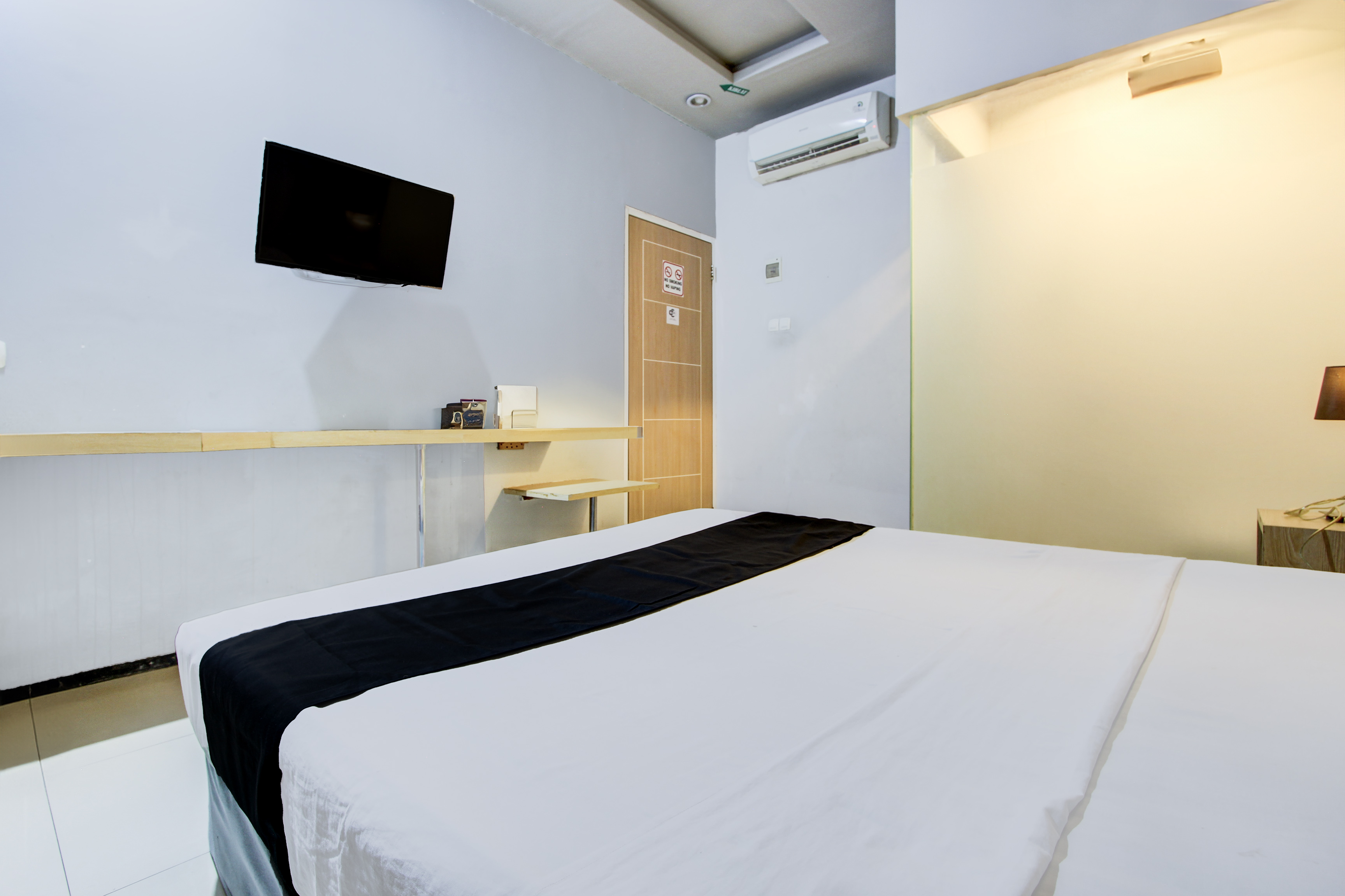 Bedroom 4, Hotel O Tegal Near Near Pacific Mall Tegal, Tegal