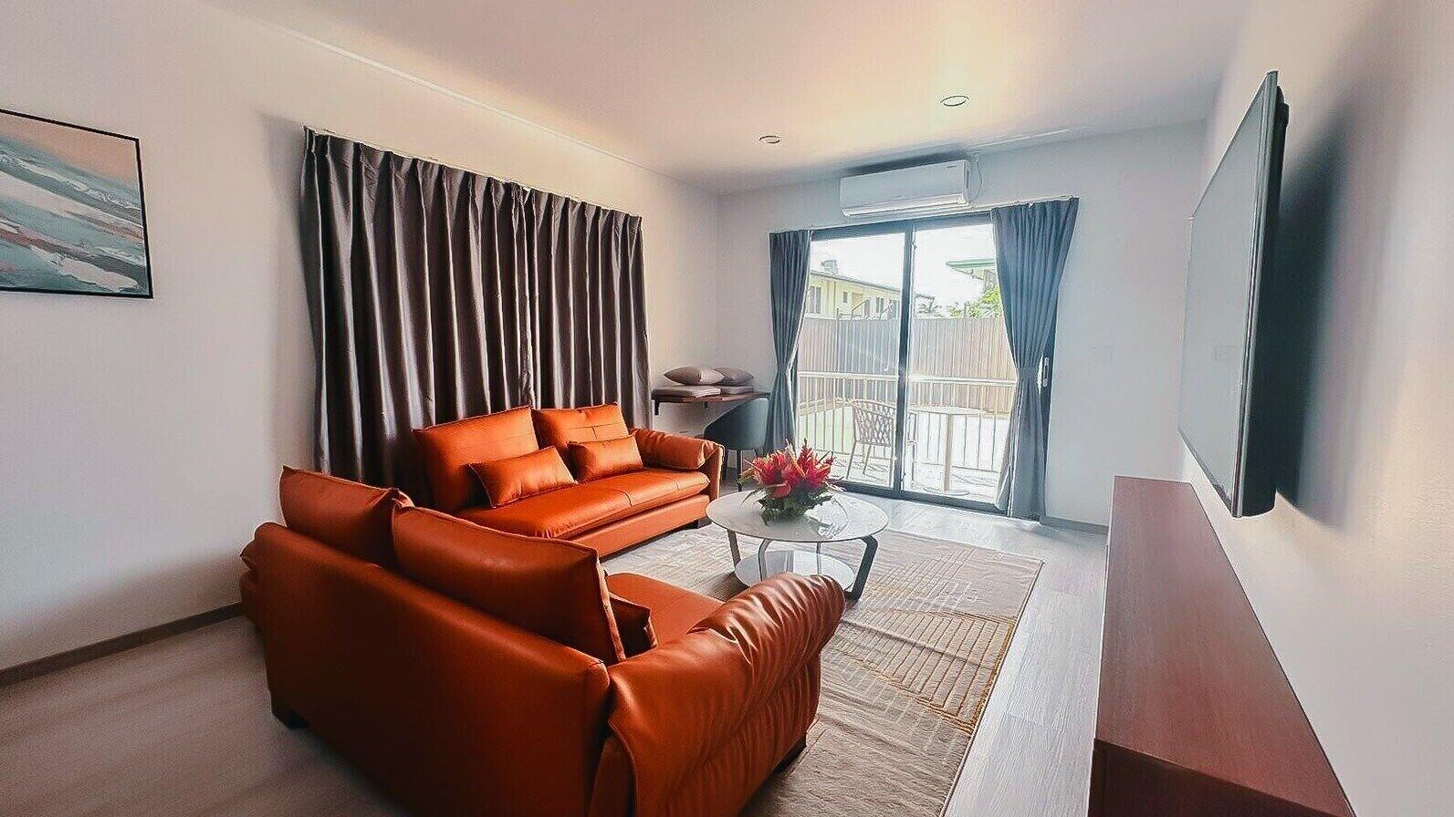 Hibiscus Suites And Residences