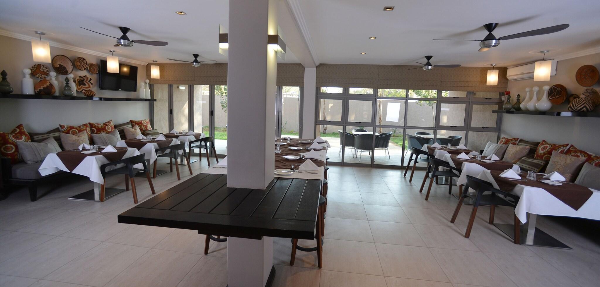 Regent Select Hotel