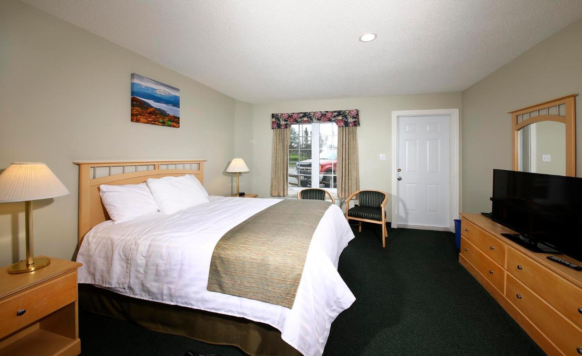General view 2, Fisherman S Landing Inn, Division No. 9