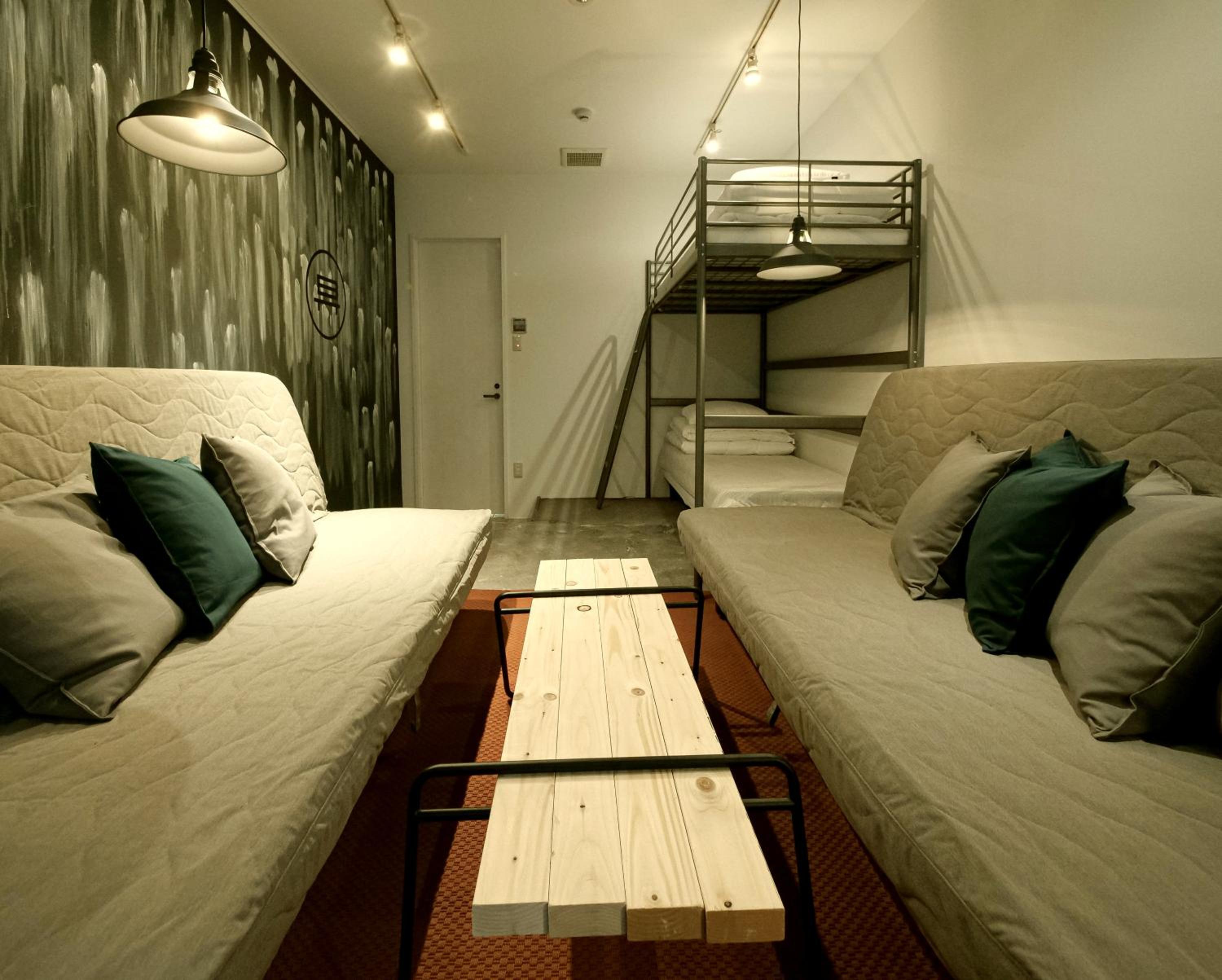 Bench Hostel