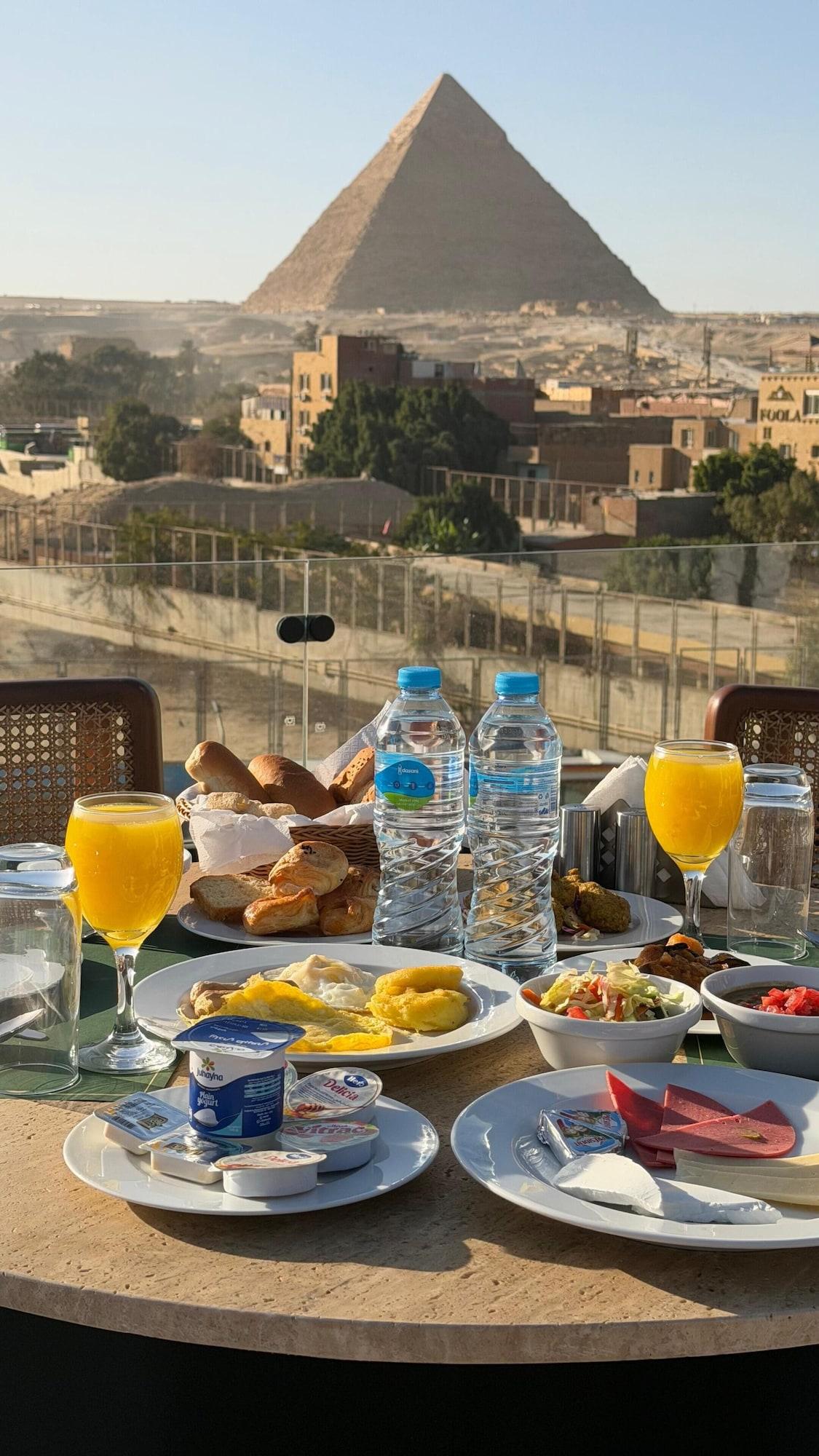 Amunet Pyramids View Hotel