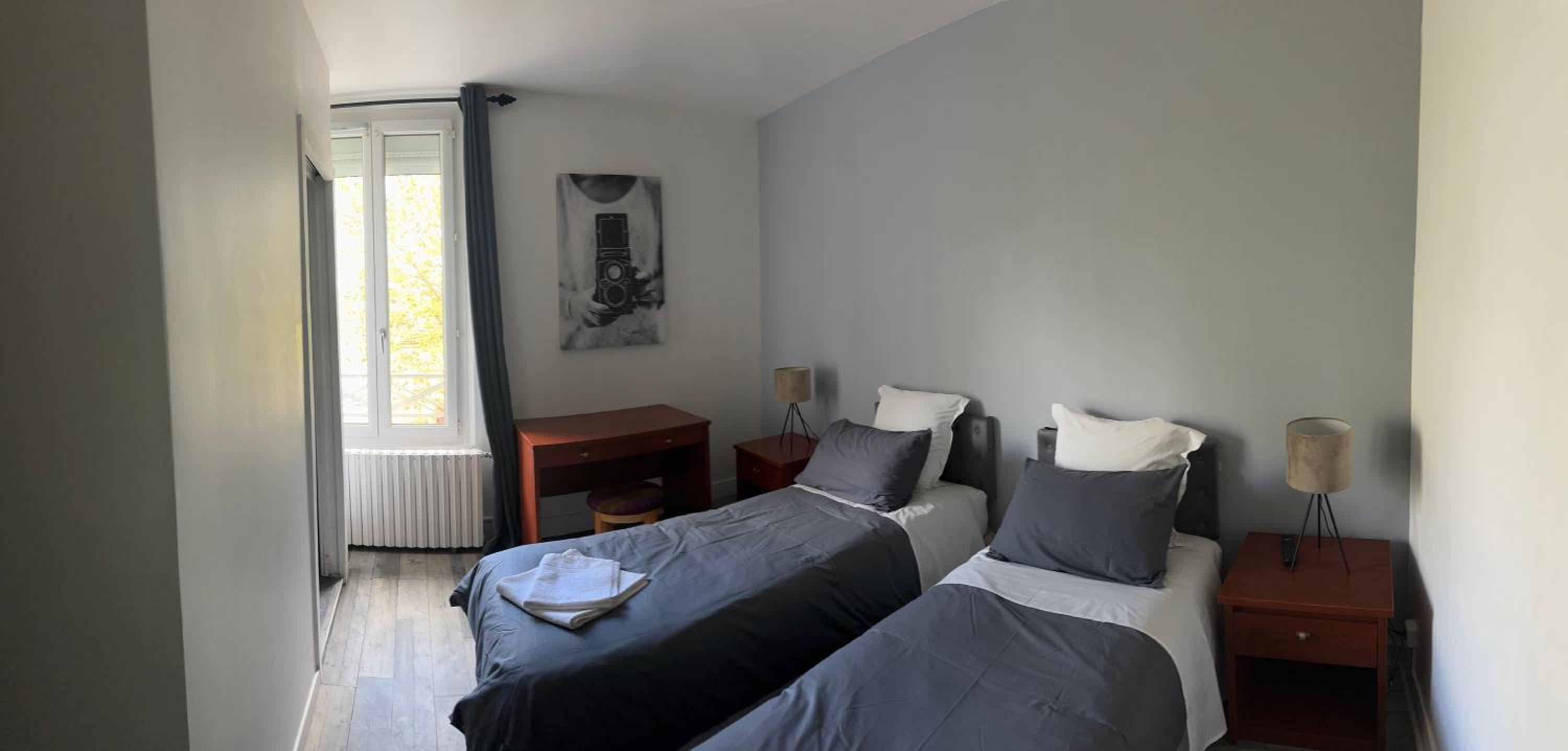 Chambre avec 2 lits