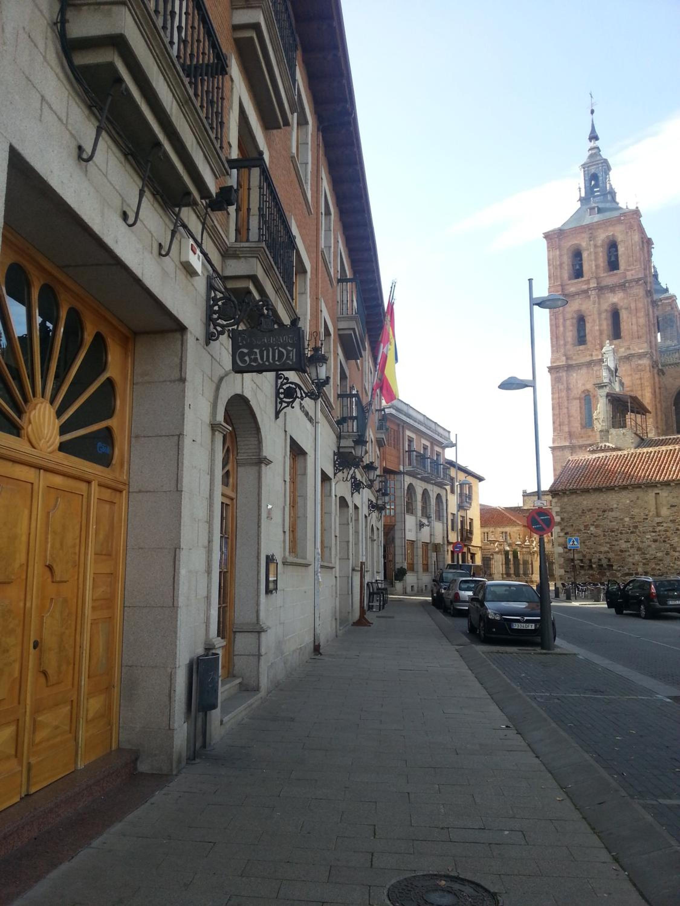 Hotel Gaudi