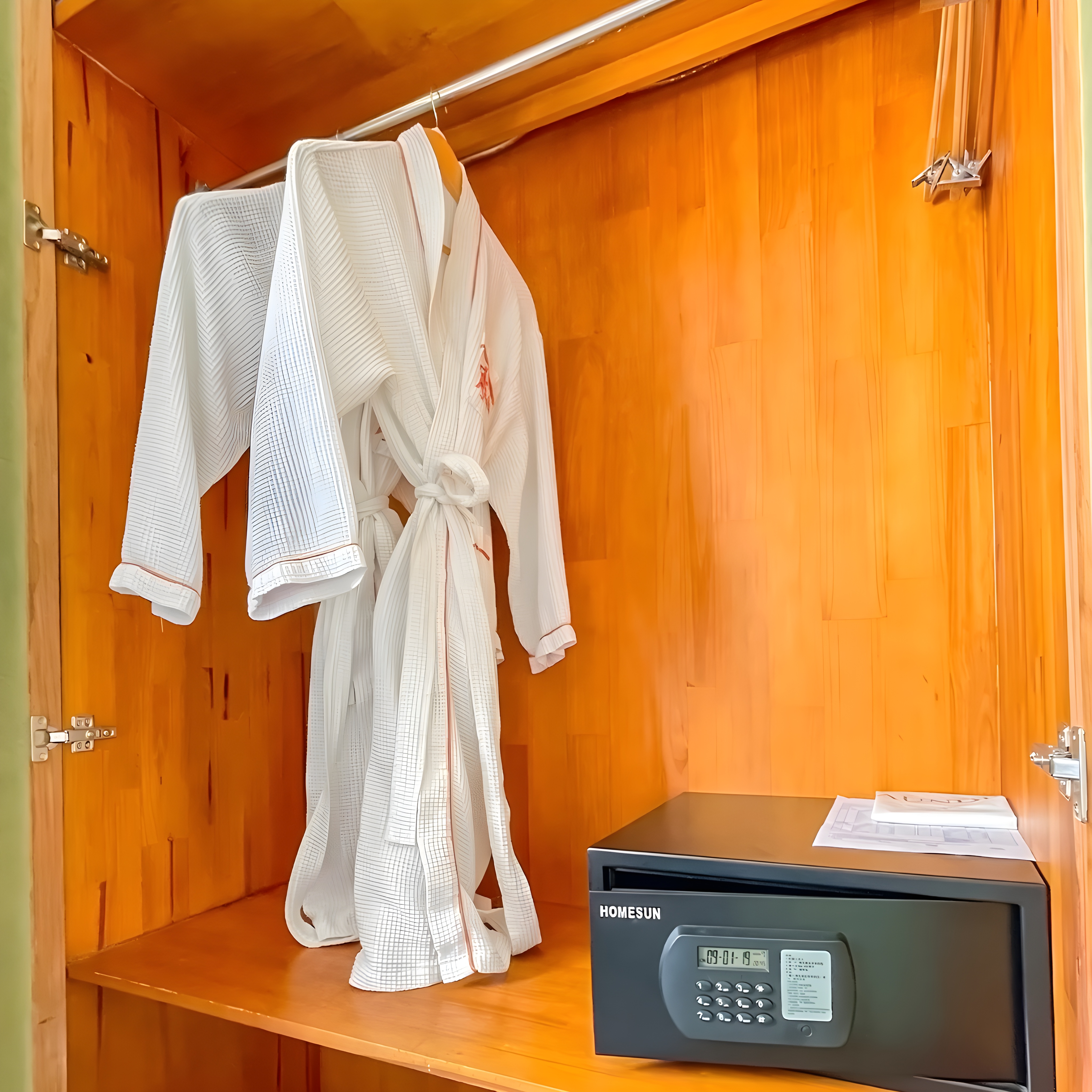 Monivong Clover Hotel