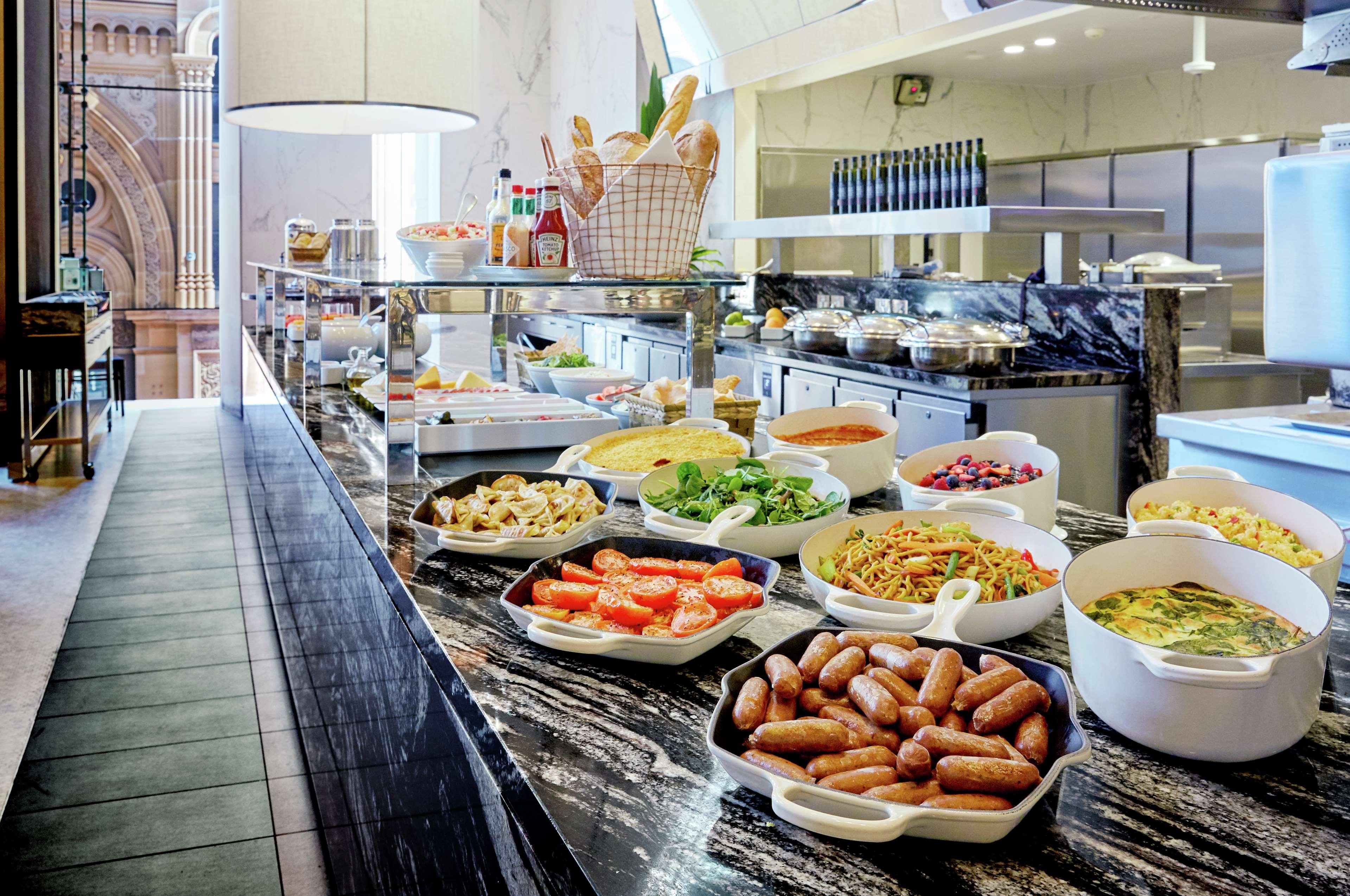 Hilton Sydney by null