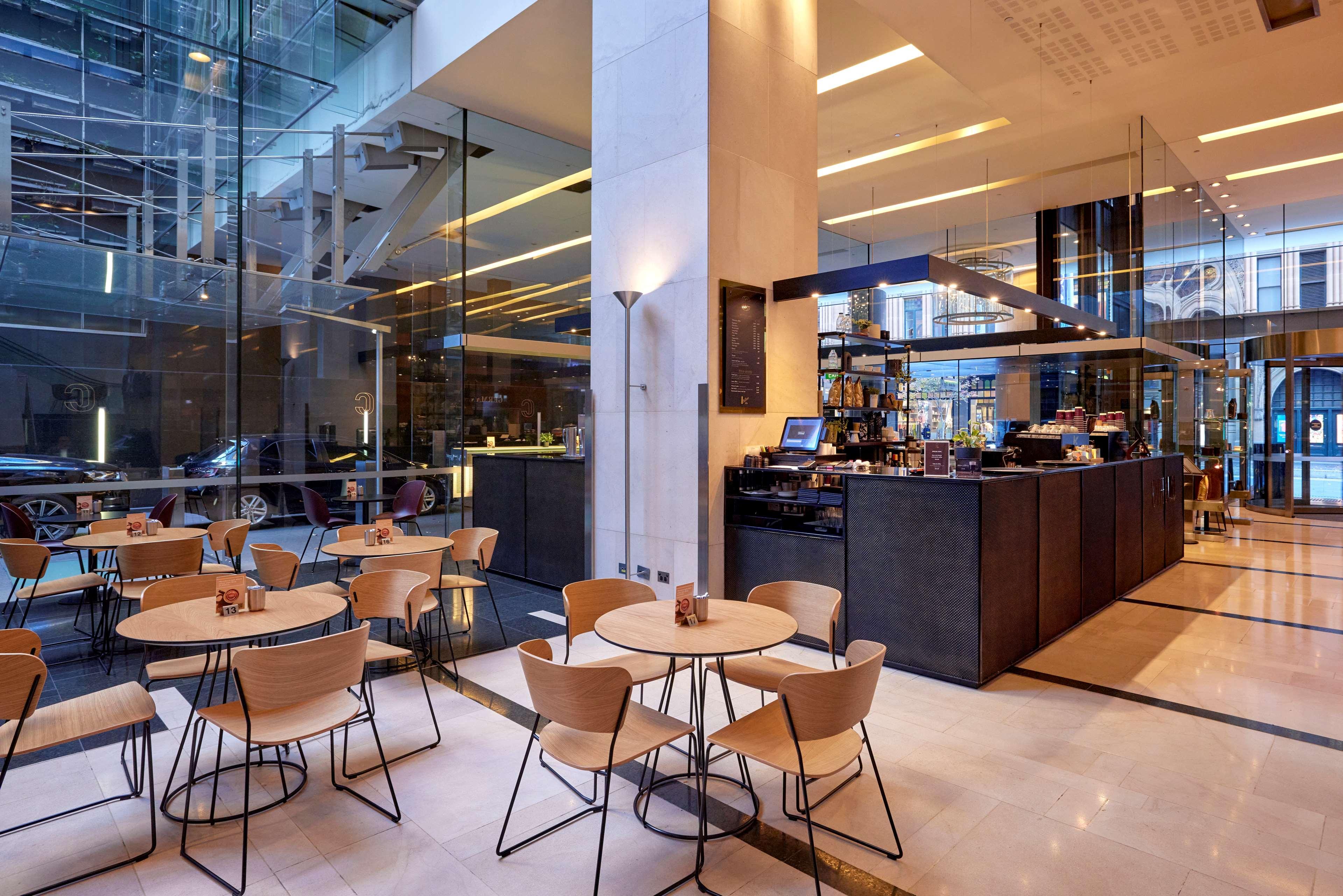 Hilton Sydney by null