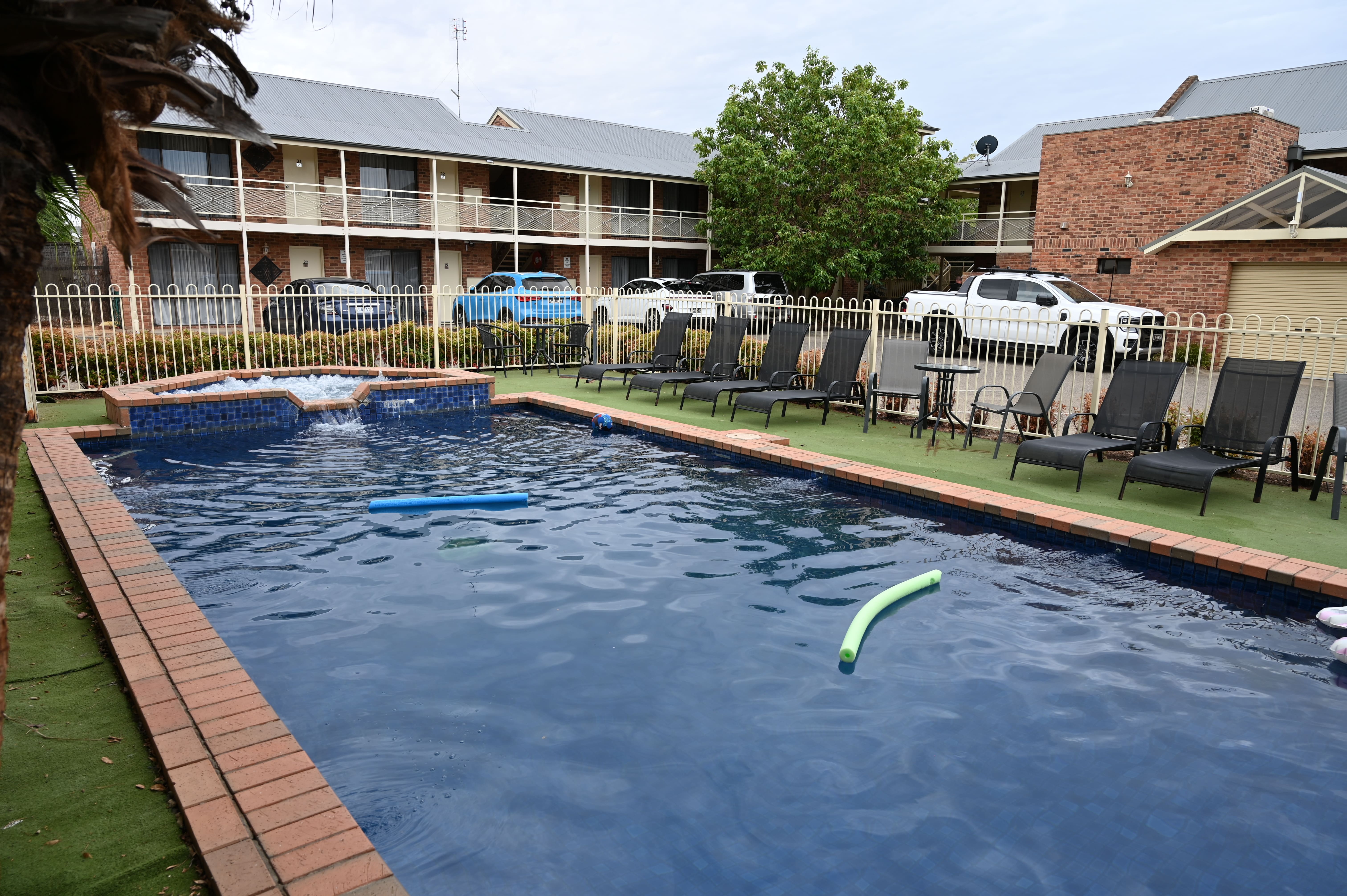 Pool 5, Paddlewheel Motel, Campaspe - Echuca