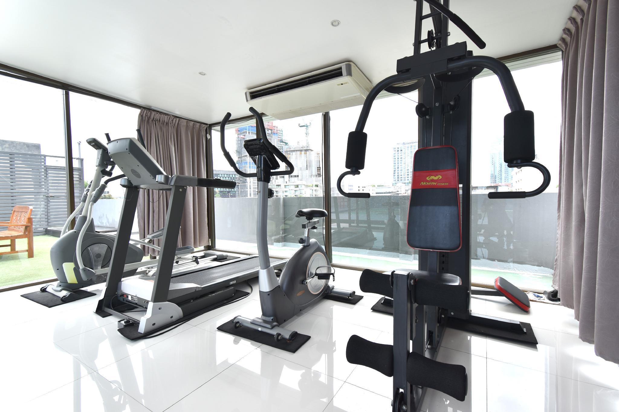 Others 5, Ascella Sukhumvit 38, Khlong Toey