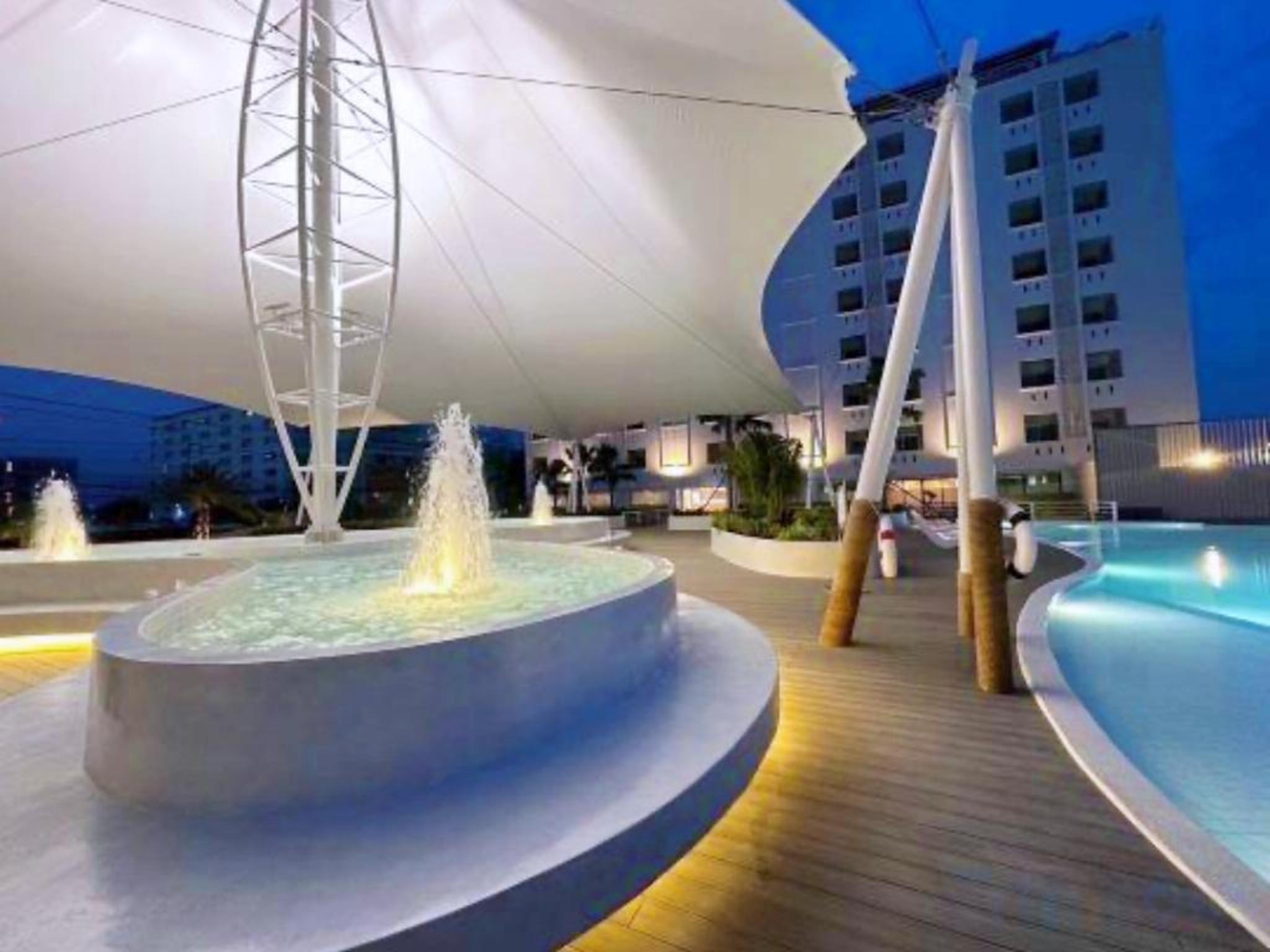 Exterior & Views 1, Lasantel Bangkok, Bang Bo