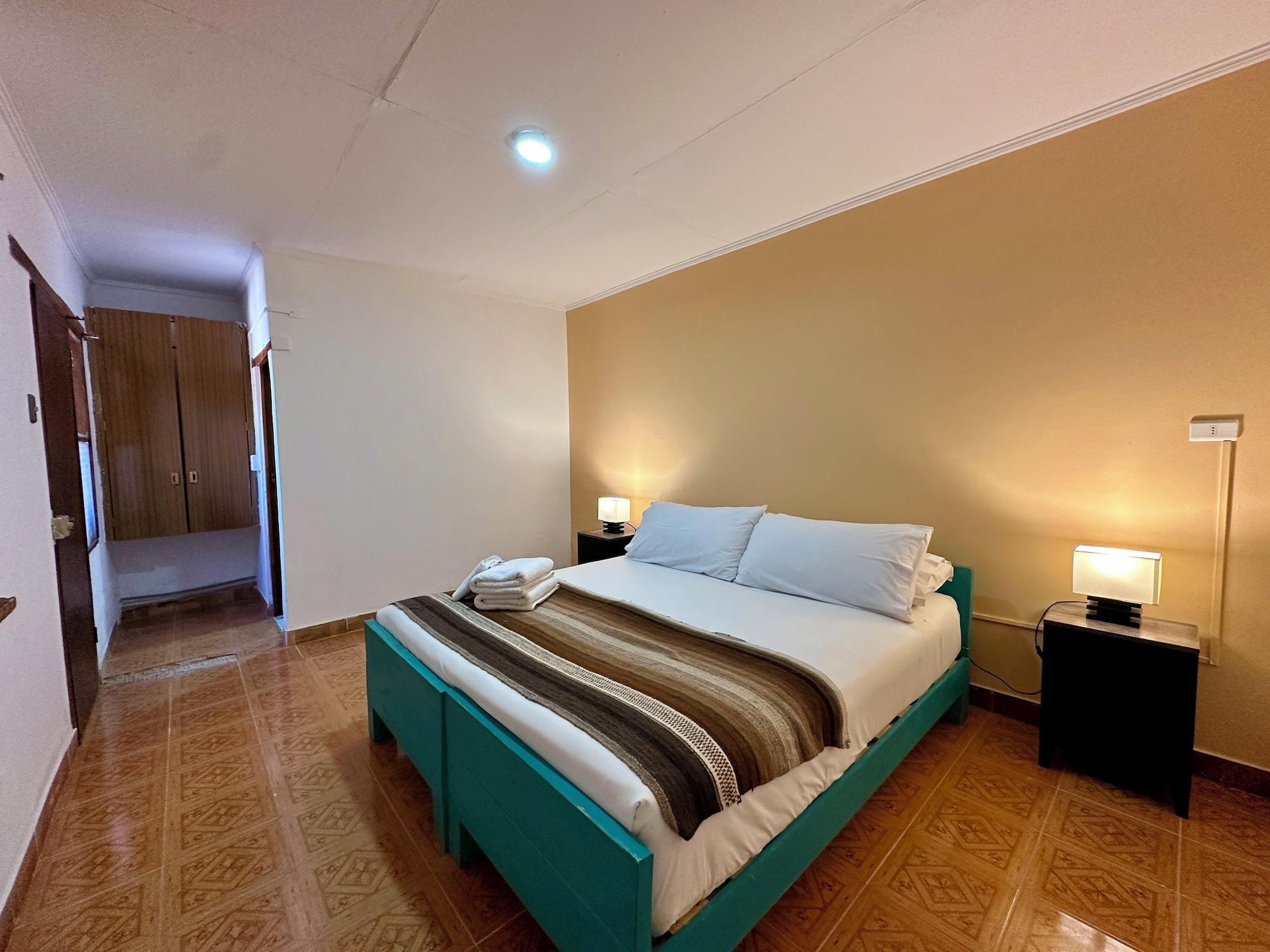 Hostal Qachisolcor