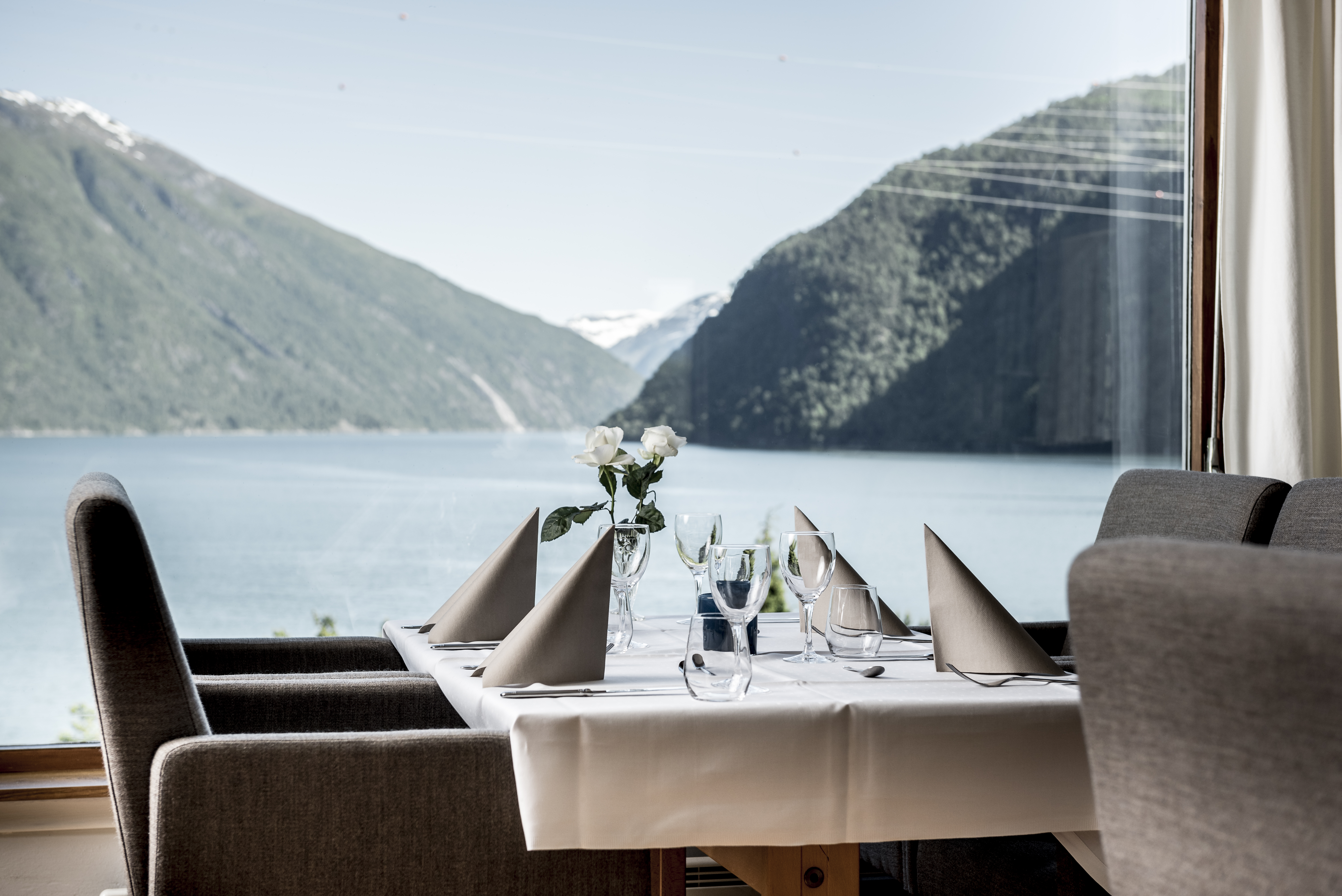 Dragsvik Fjordhotel