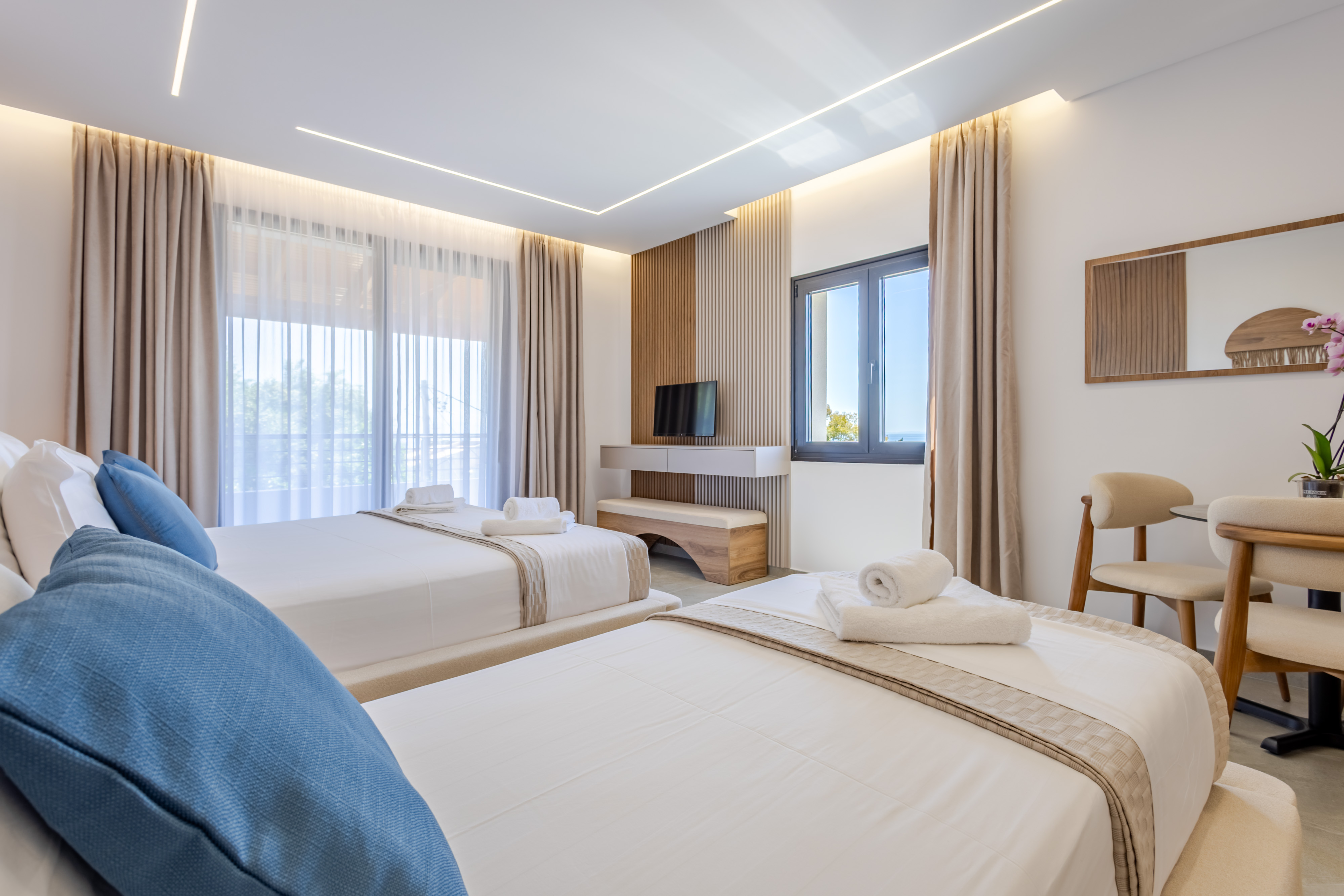 Crystal Blue Hotel