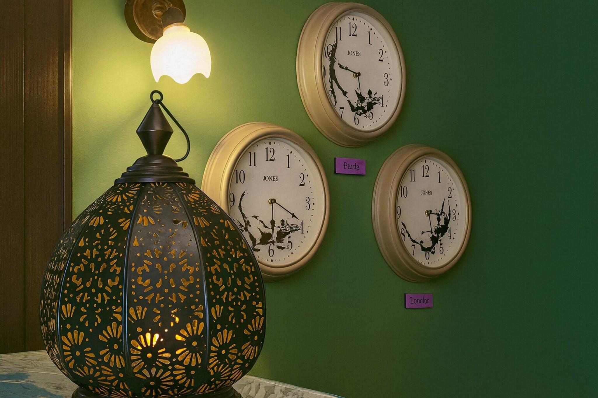 Hotel Monte Carlo by null