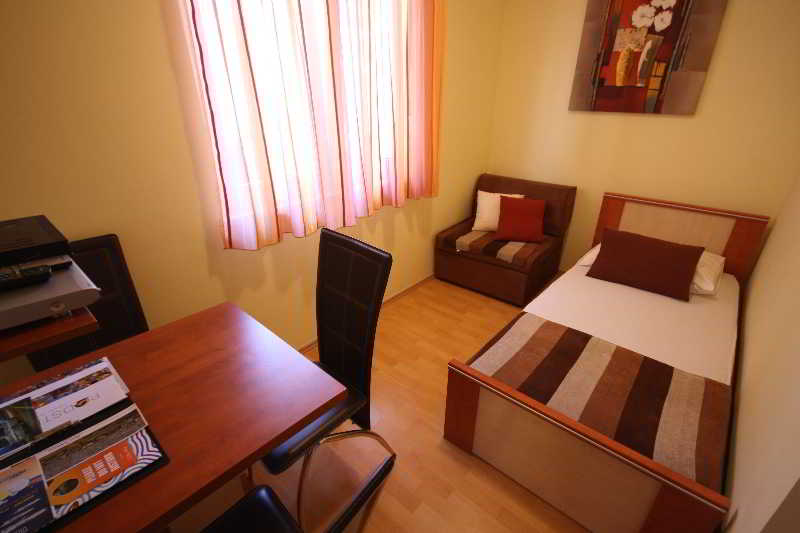 Stipe Aparthotel