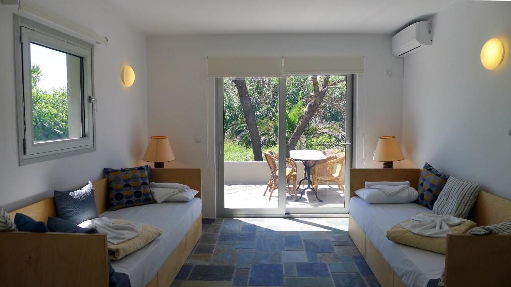 Proimos Apartments