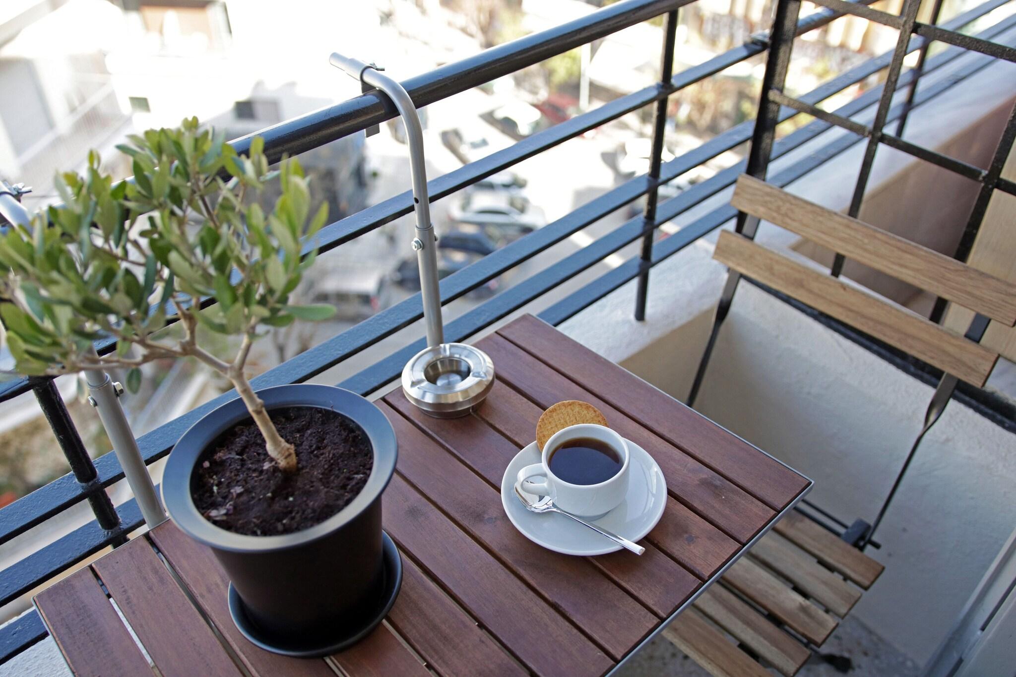 Terrace 3, The 4 Travellers, Central Macedonia