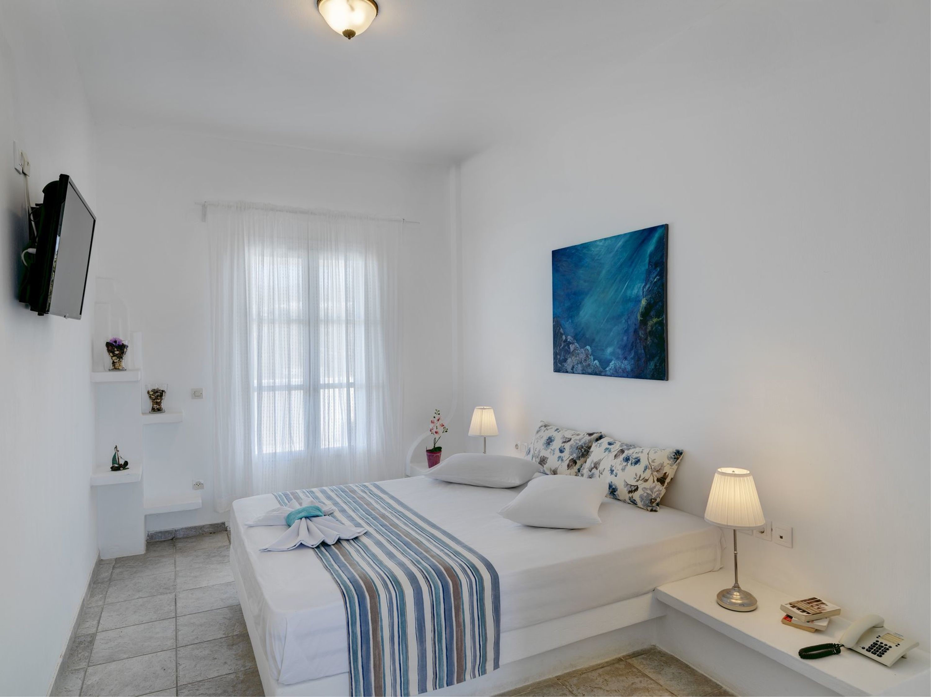 Aloni Hotel by null
