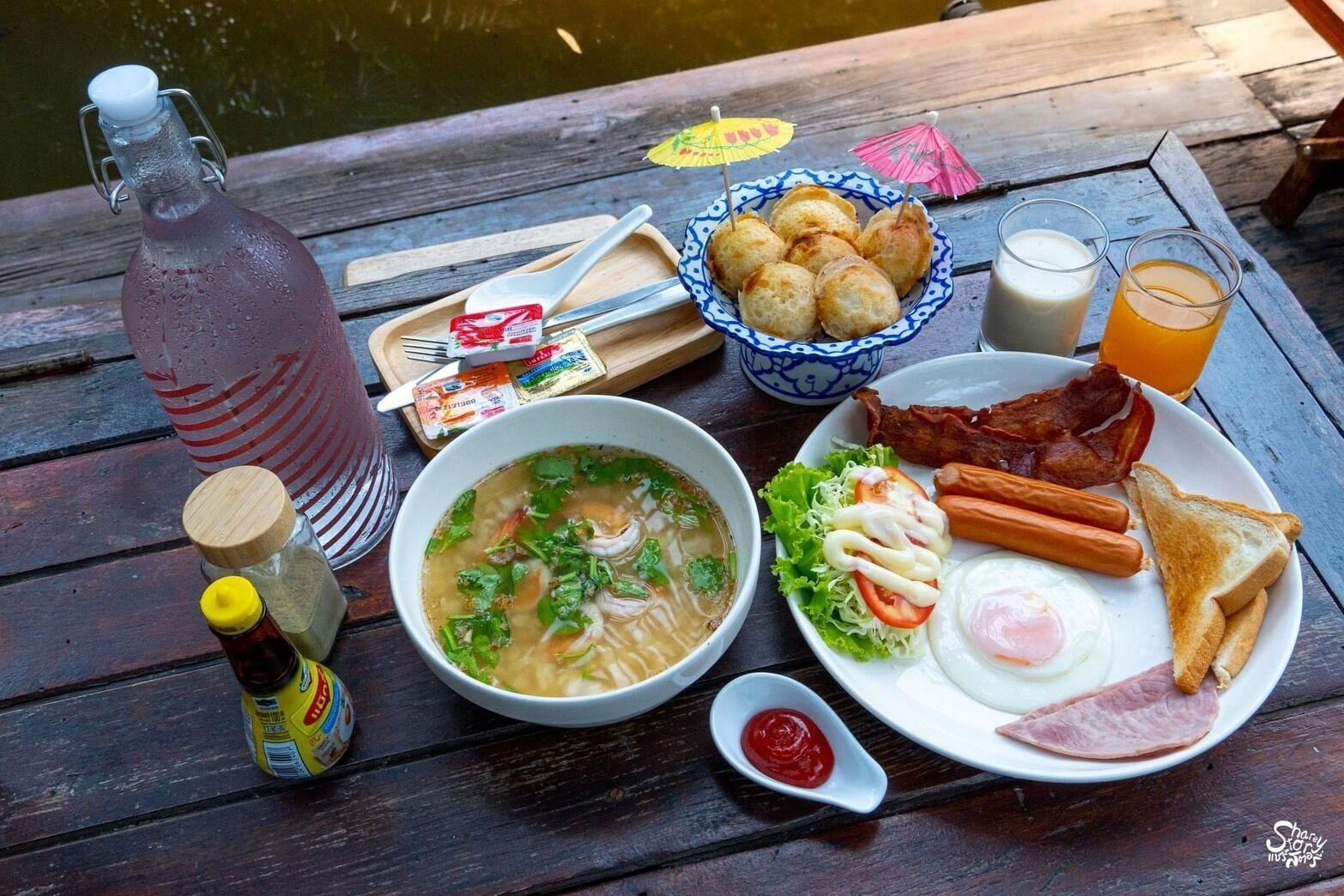 Baanrongmai Canal Front Homestay
