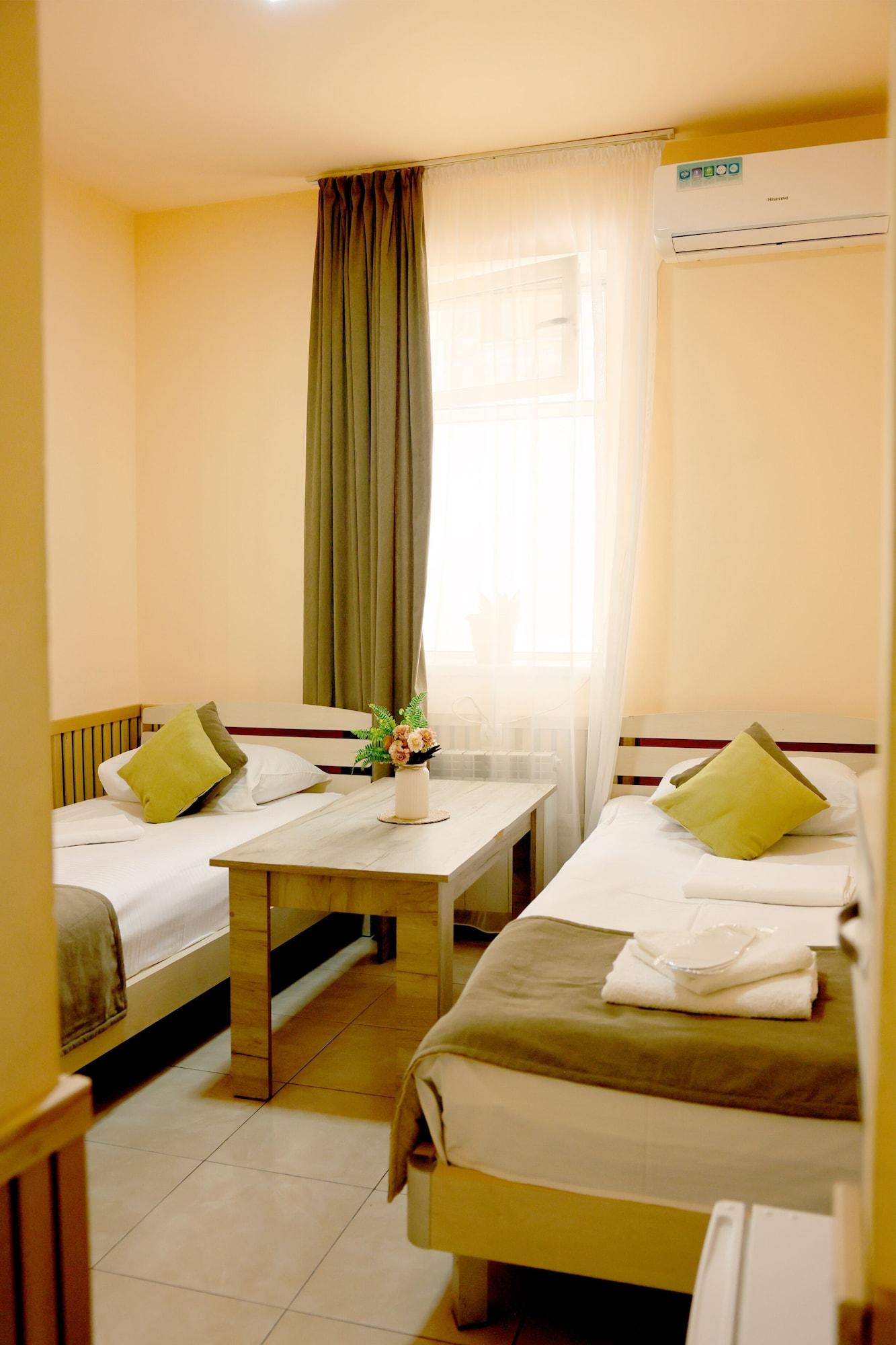 Marnar Hotel