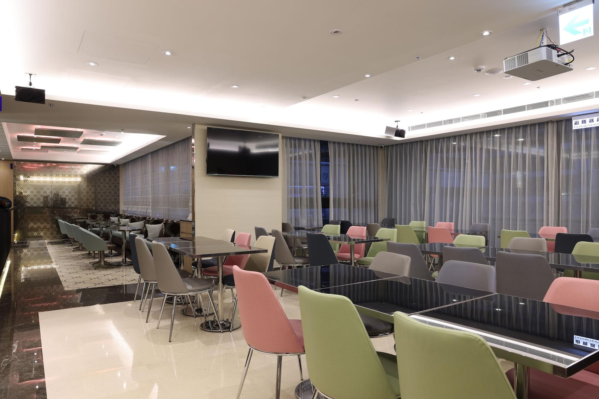 Royal Jade Boutique Hotel