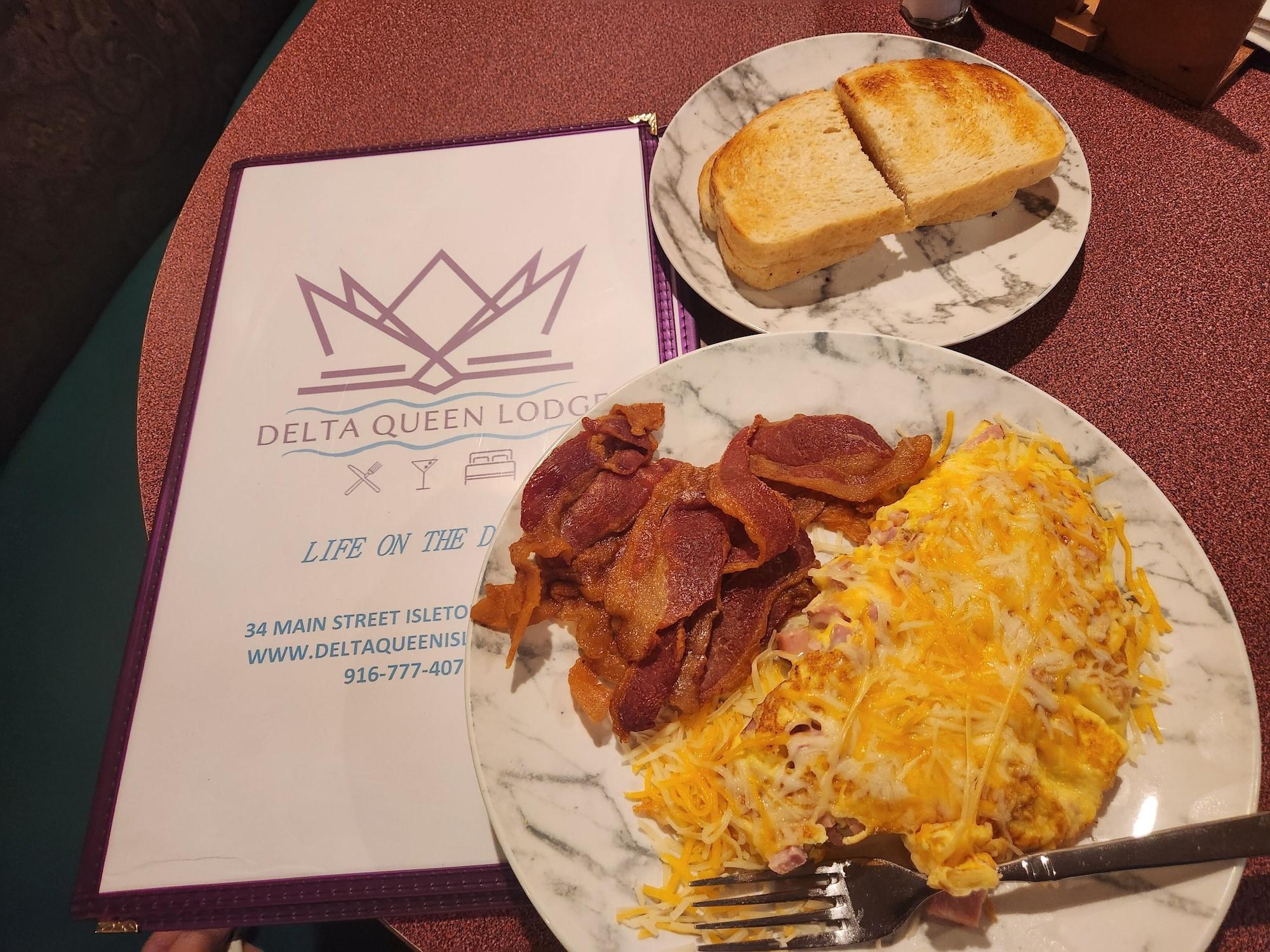Delta Queen Lodge Bar Restaurant