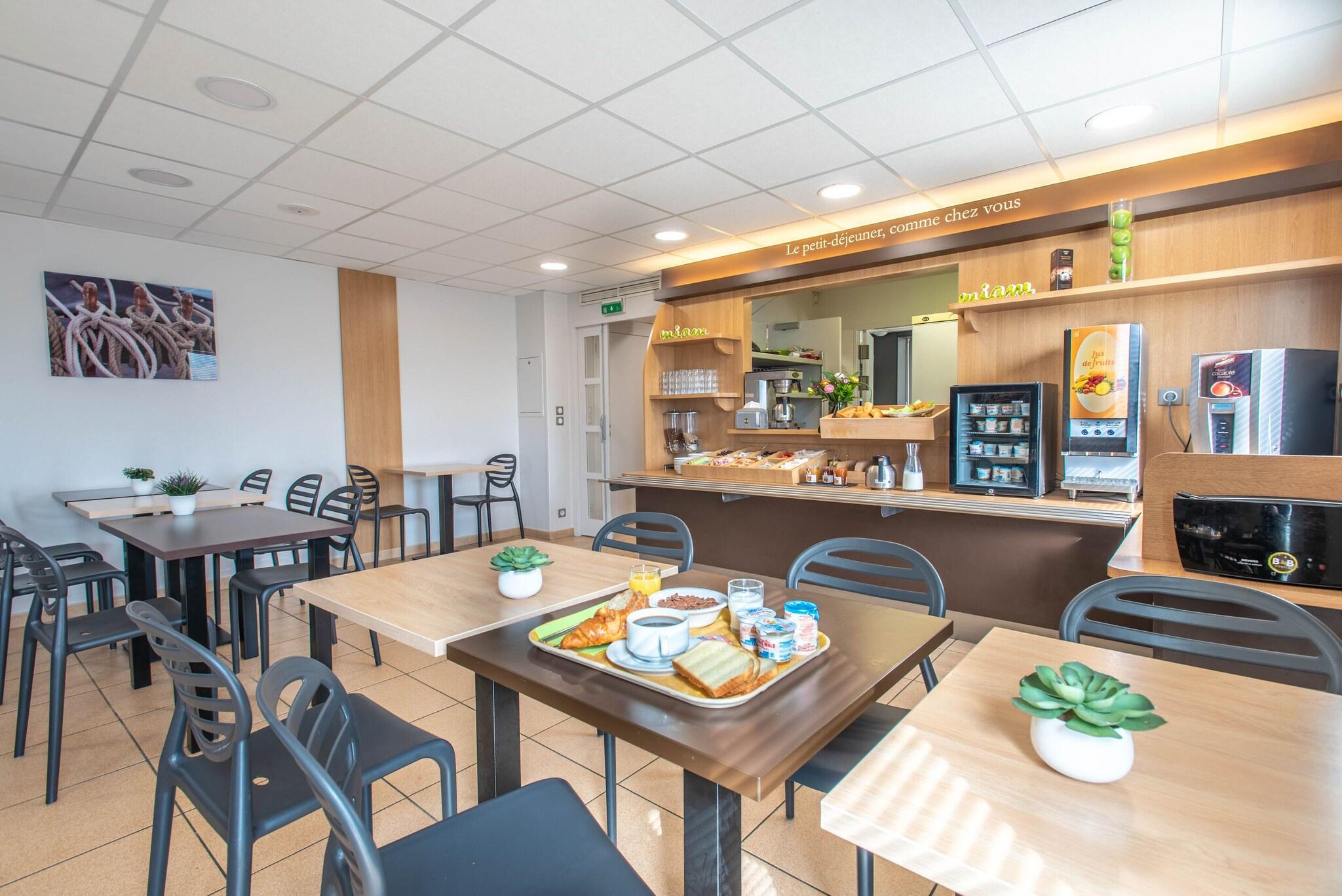 B&b Hotel Vannes Ouest Golfe Du Morbihan