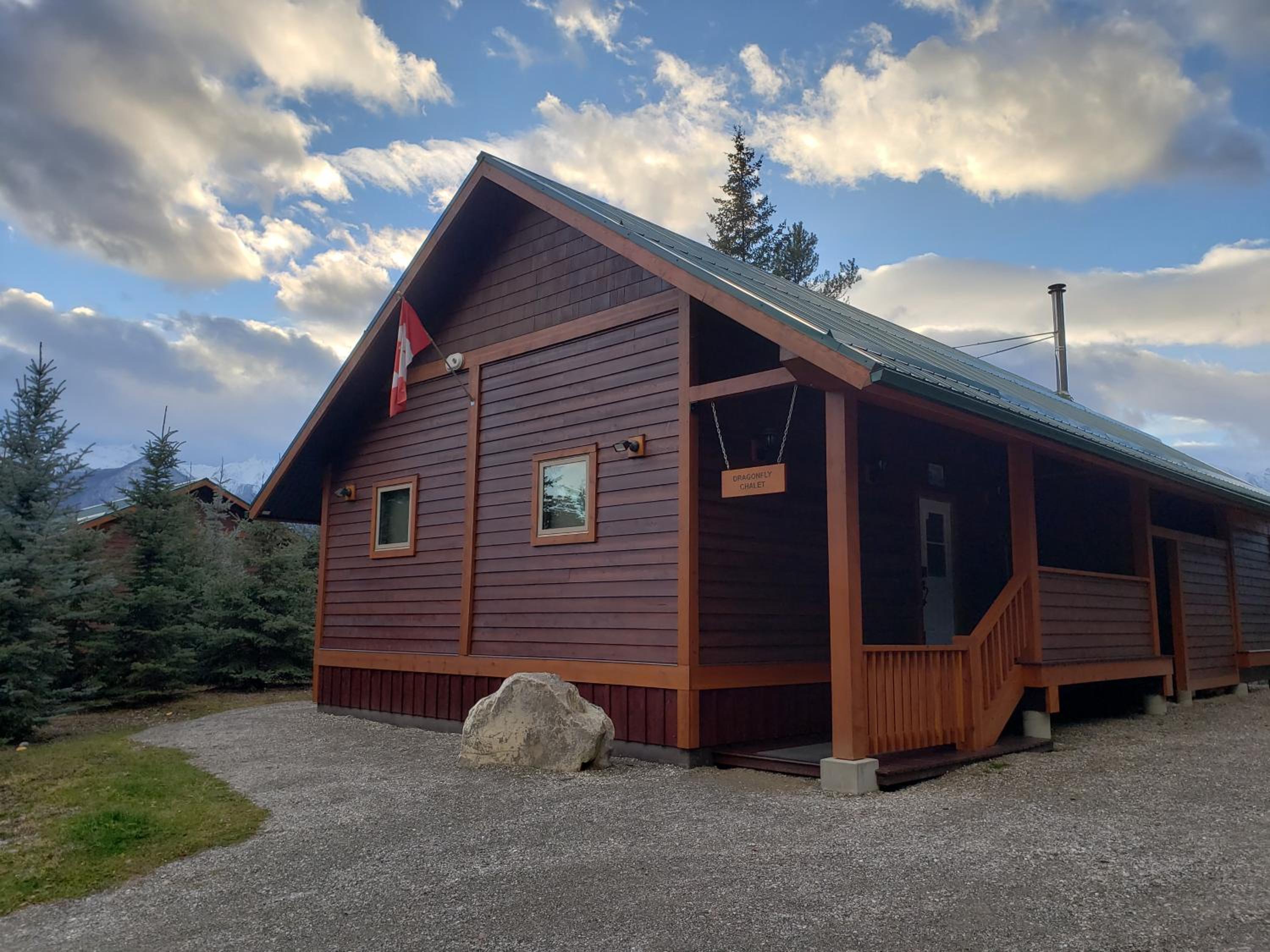 General view 5, Cedar House Restaurant & Chalets, Columbia-Shuswap