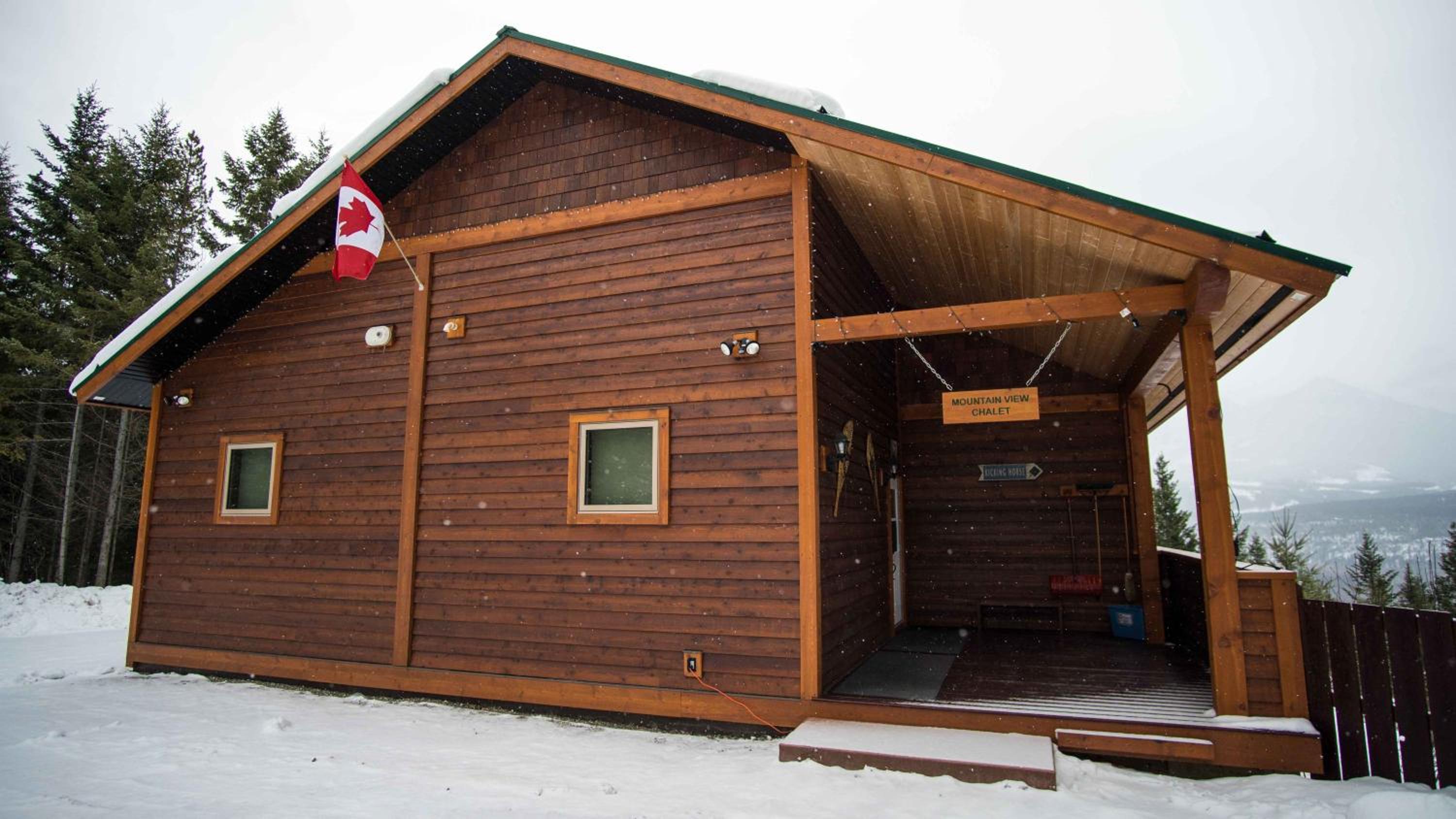 General view 3, Cedar House Restaurant & Chalets, Columbia-Shuswap