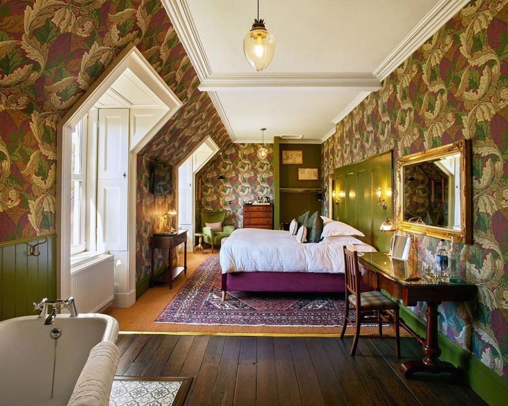 Foyers Lodge
