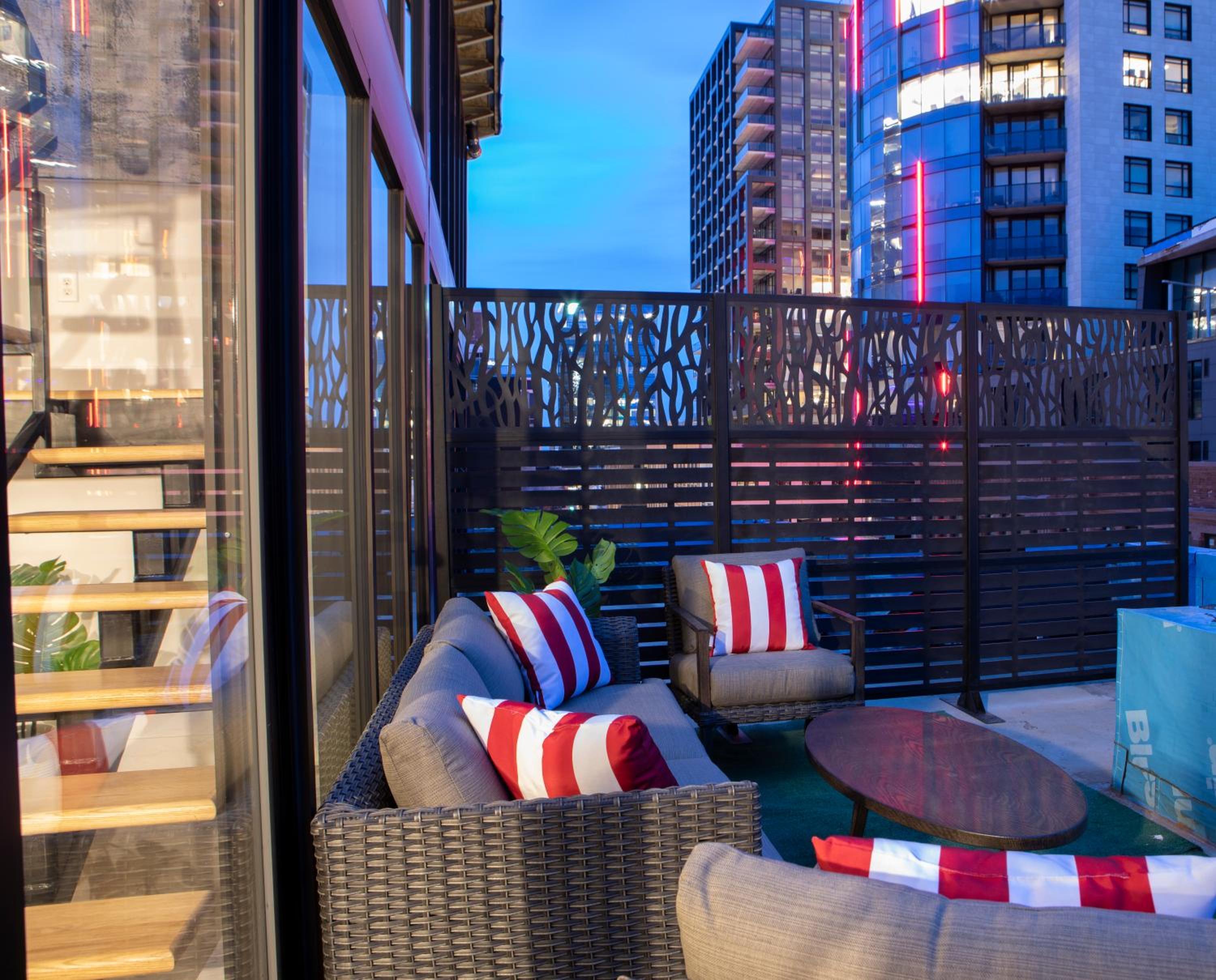 General view 4, Cameo Hotel And Suites, Halifax