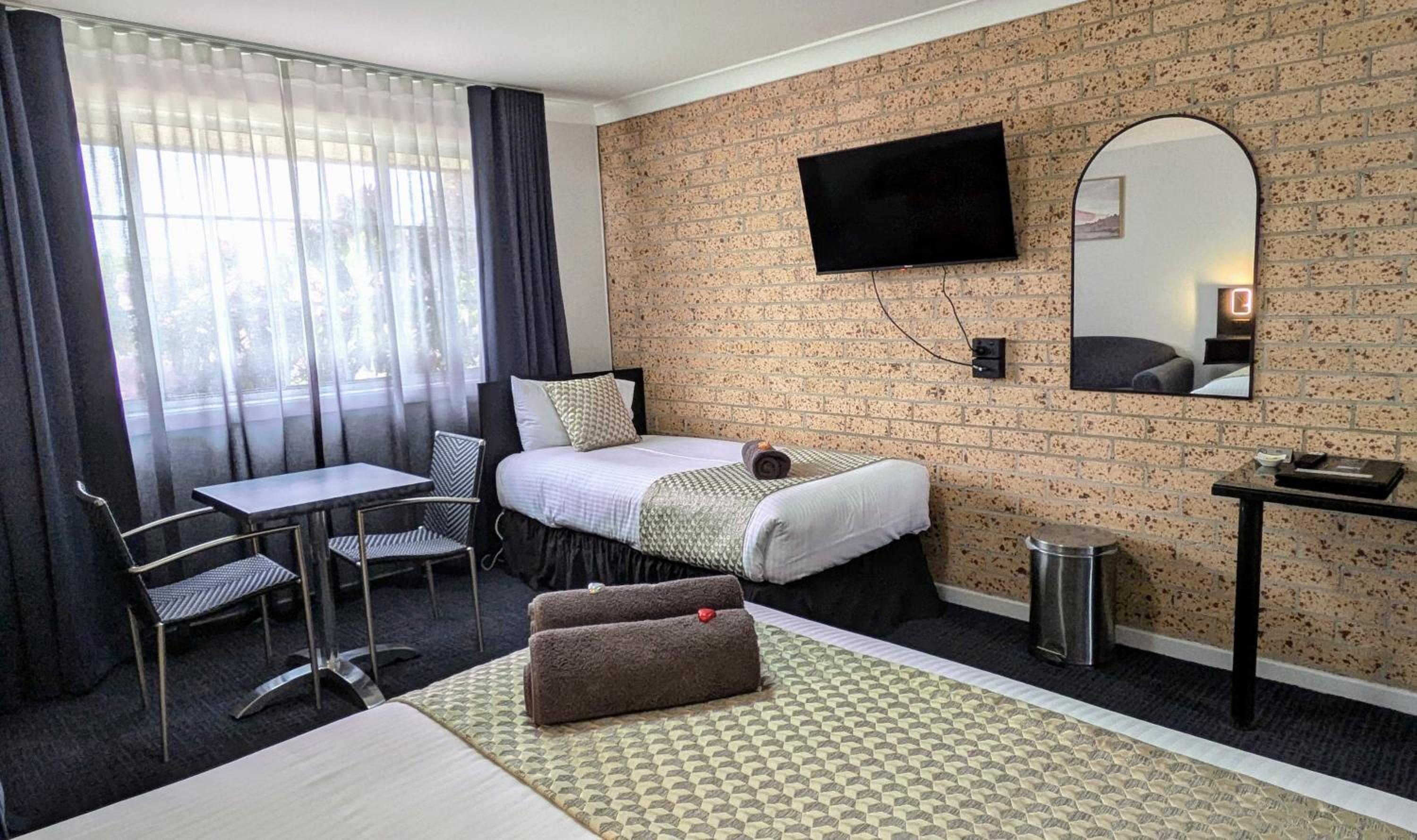 Highlands Motor Inn