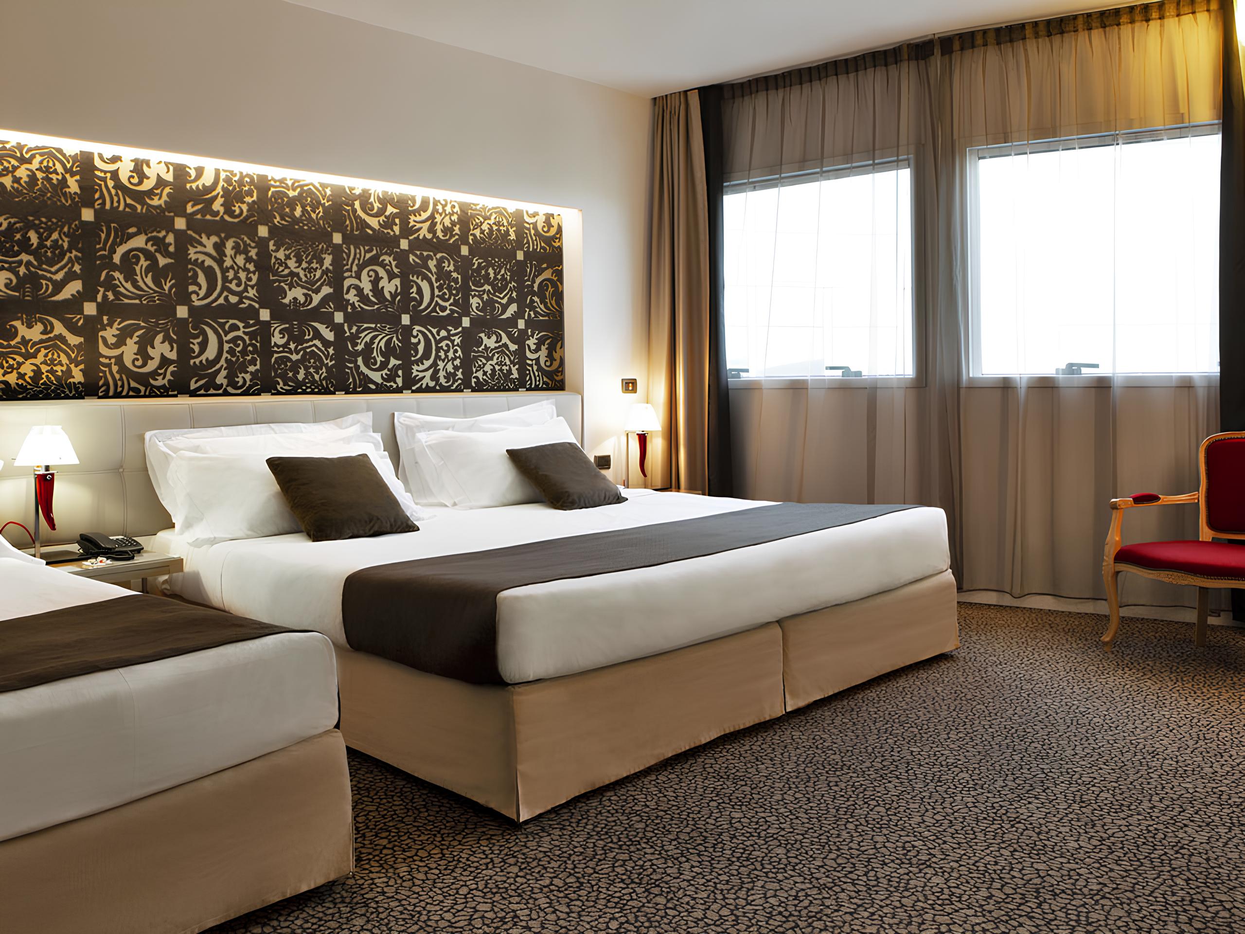 Antony Palace Hotel