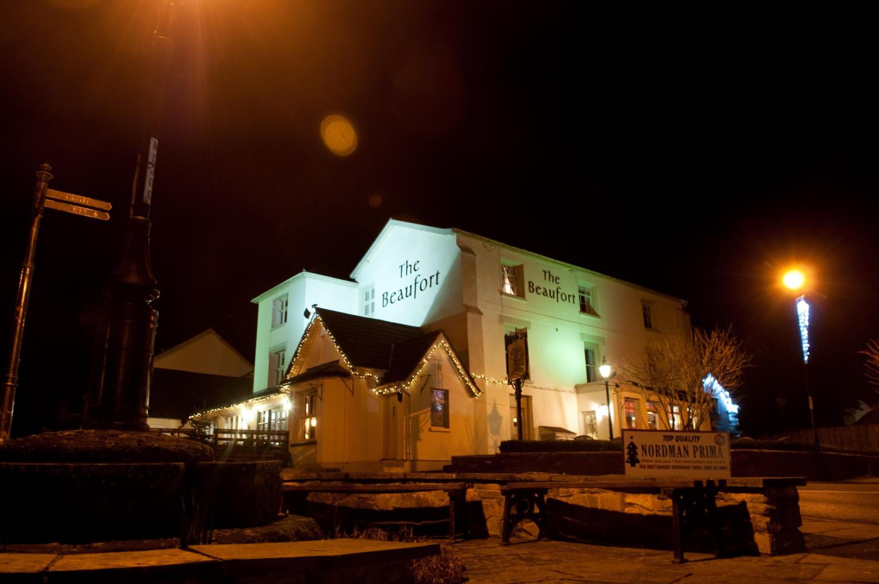 "the Beaufort, Raglan"