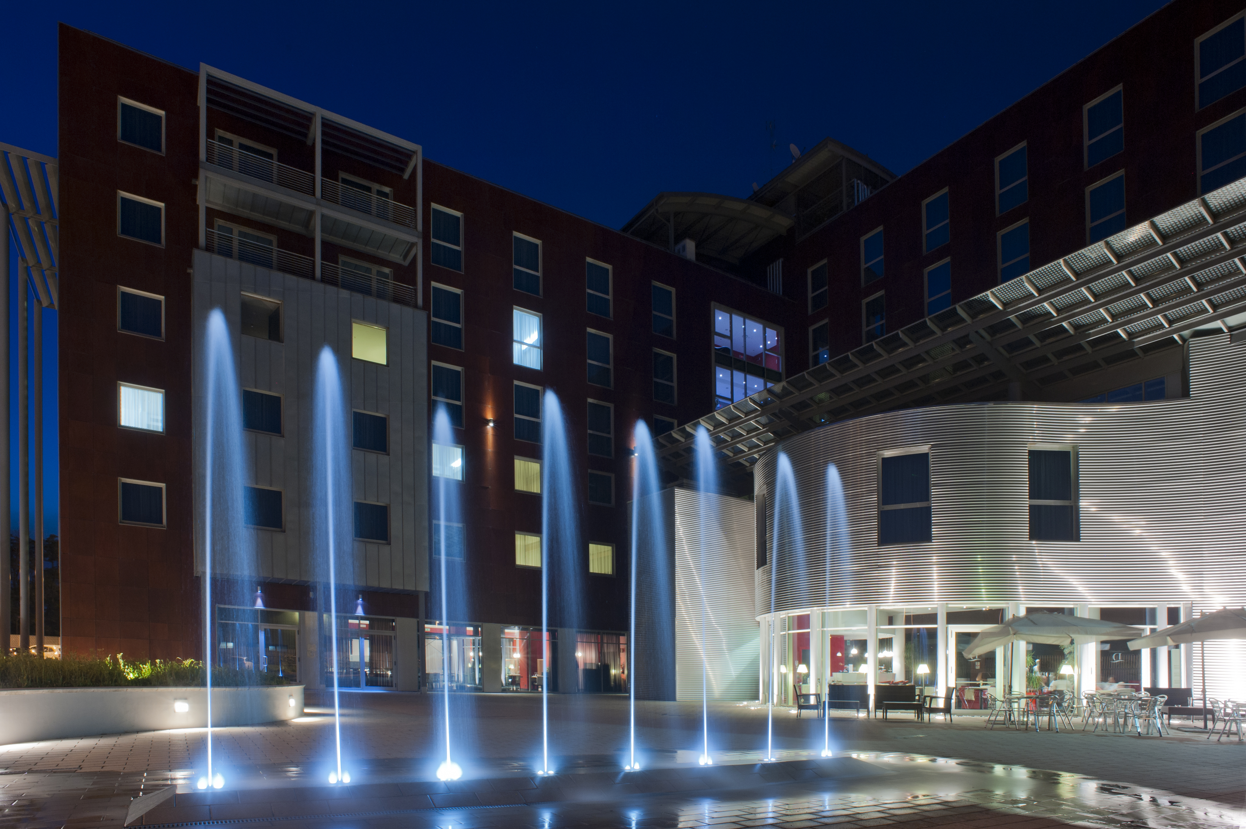 Domina Milano Fiera - photo