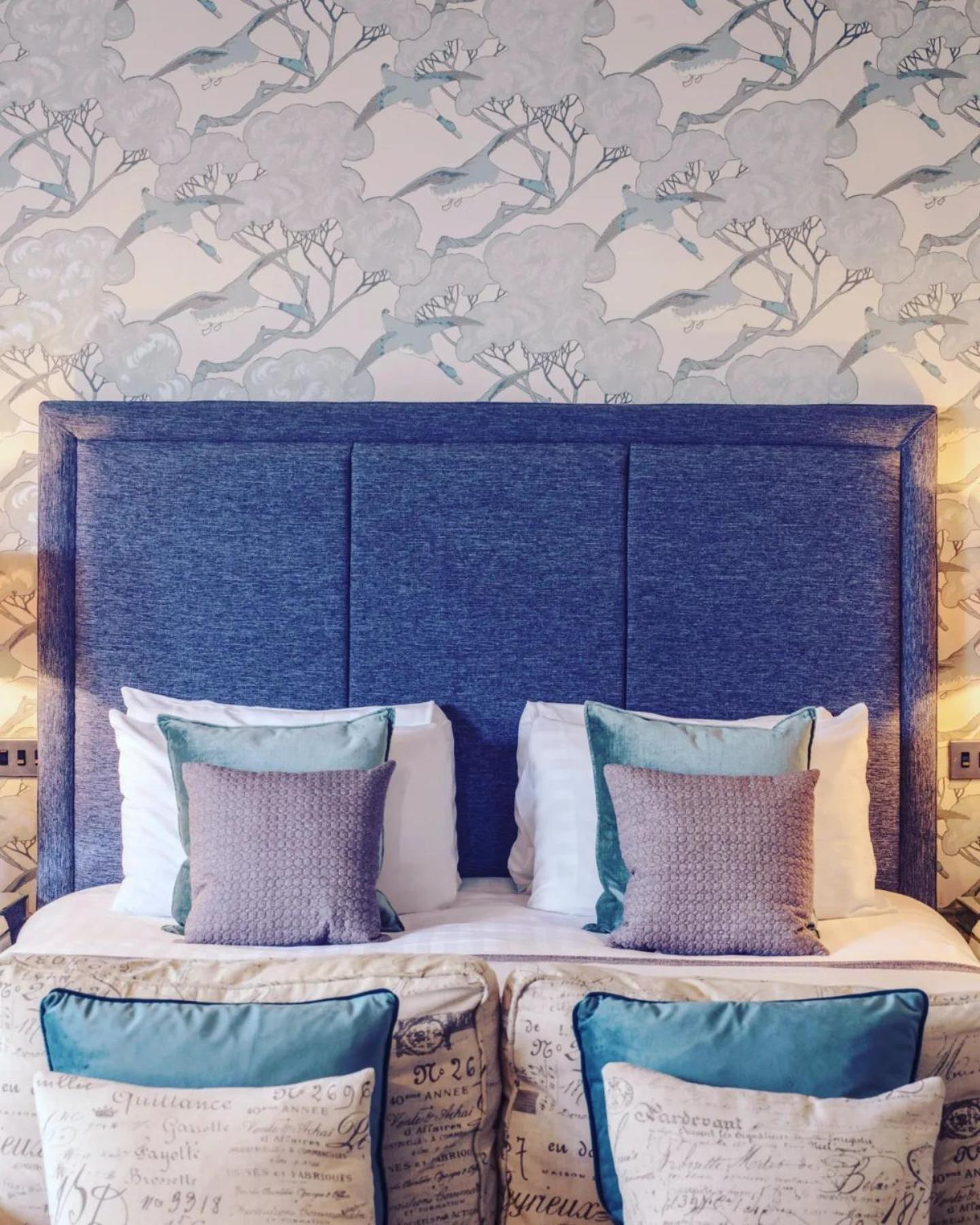 Clifton Arms Hotel
