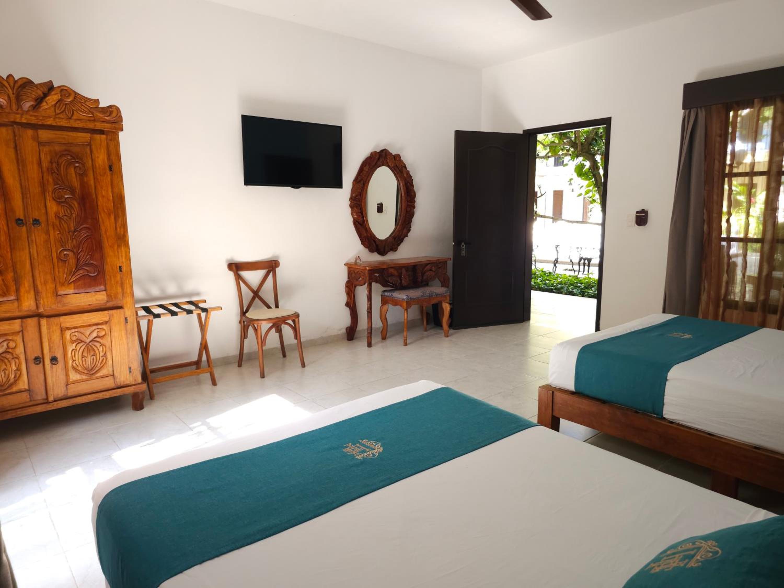 General view 2, Hotel Fundadores, Valladolid