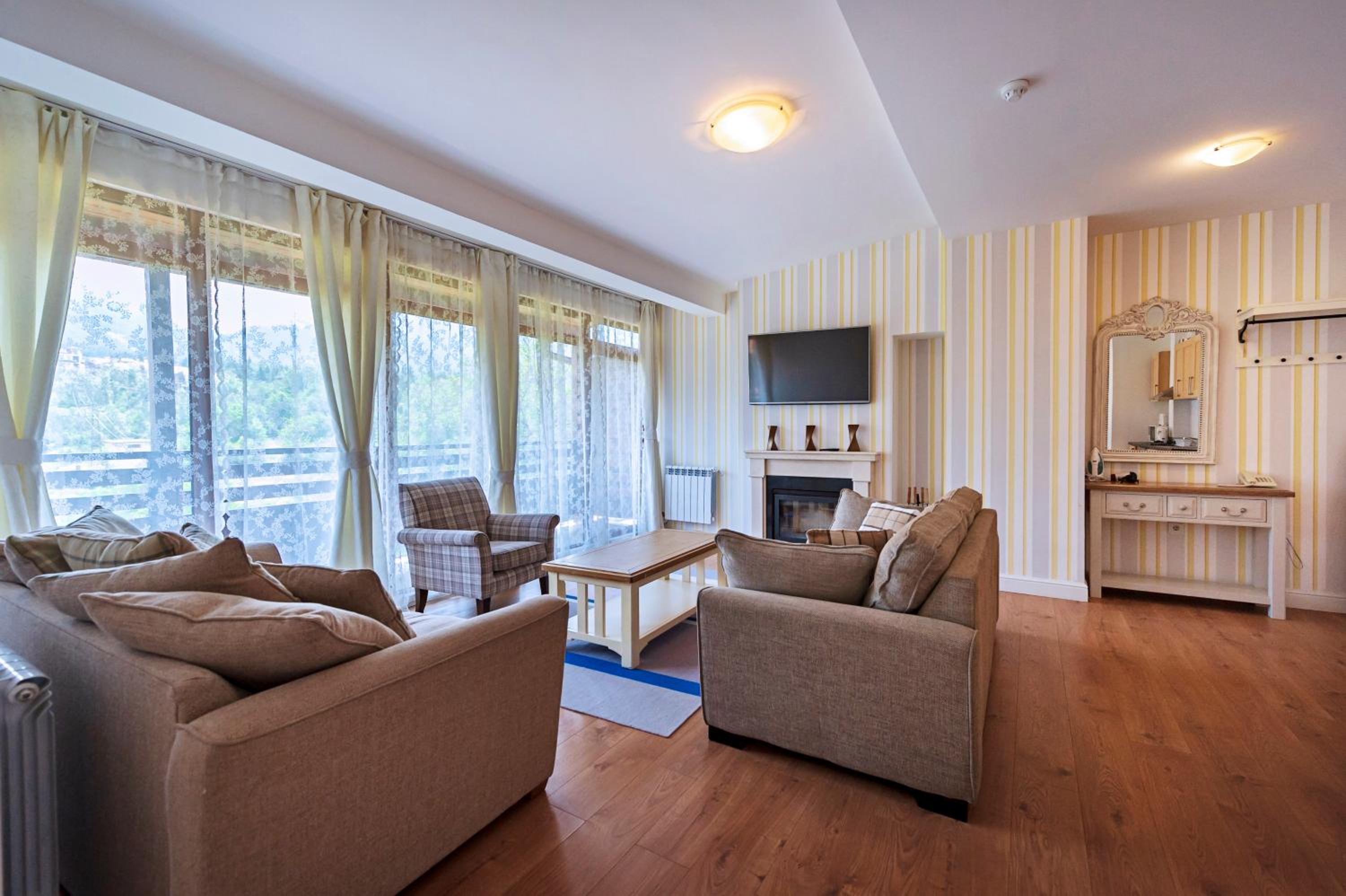 Mountain View Aparthotel