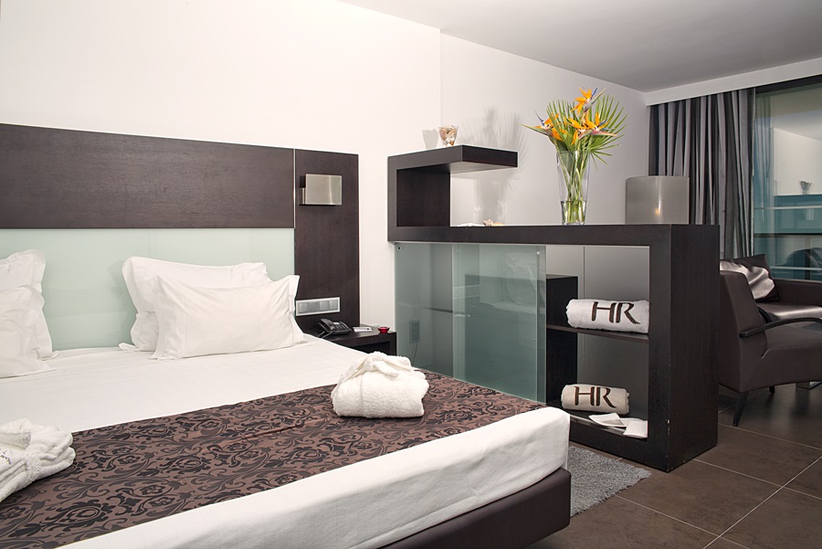 RR Hotel da Rocha by null