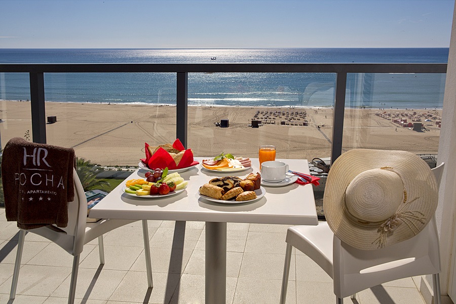 RR Hotel da Rocha by null