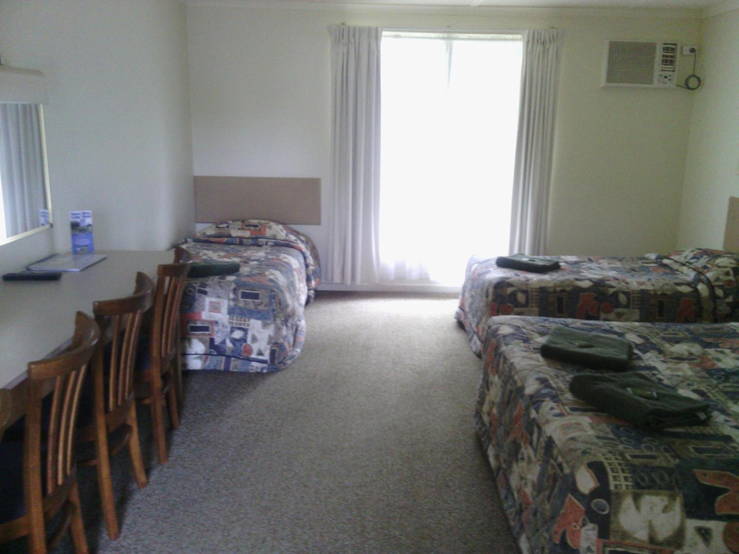 General view 2, Snowy River Lodge Motel, E. Gippsland - Orbost