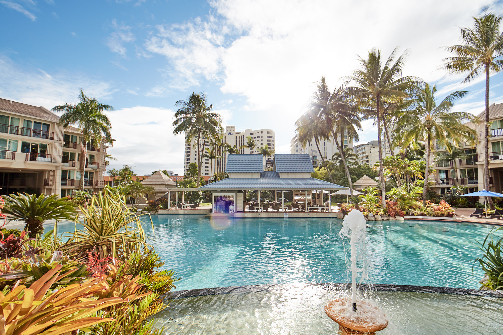 Novotel Cairns Oasis Resort image